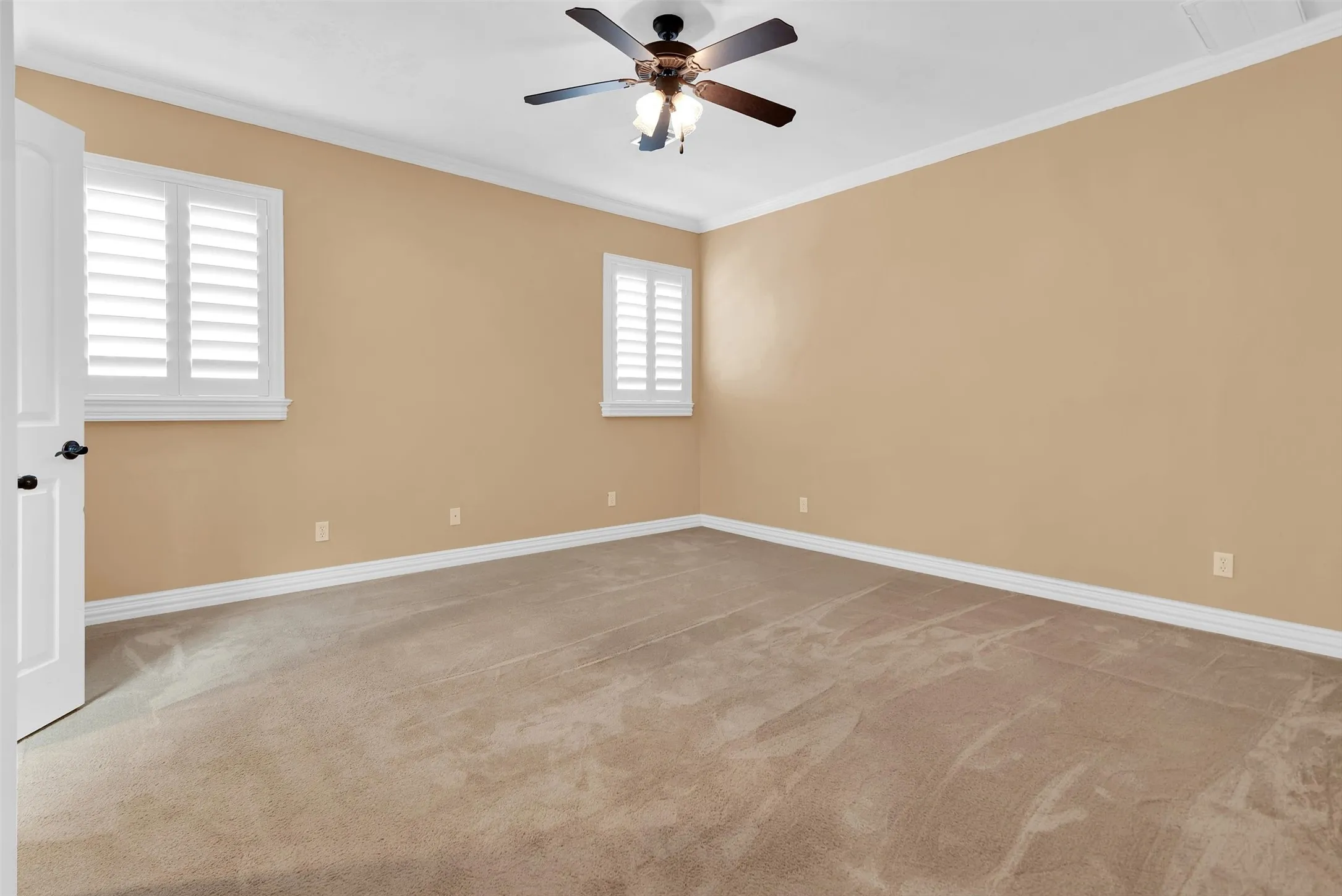Single Family Residence For Sale in Grayson County , 2417 Westhaven Court, Sherman, Texas 75092, 4 Bedroom, 3 Bathroom, 2 Garage spaces, 2,413 Sqft, built in 2007, mls#21336256, Real Estate Agent in Sherman, Homes For Sale in Grayson county, Homes For Sale in Sherman, Realtor in Sherman Texas, Real Estate Brokerage Independent Realty Texas, Luminita Cordes Realtor