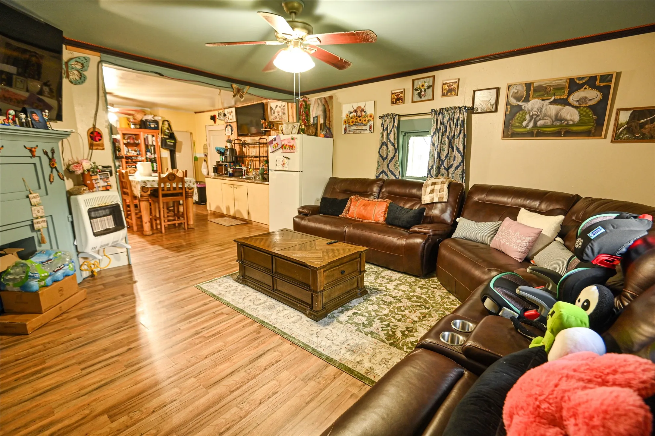 Single Family Residence For Sale in Hunt County , 3815 7th Street, Greenville, Texas 75401, 3 Bedroom, 2 Bathroom, Garage spaces, 1,424 Sqft, built in 1955, mls#21336345, Real Estate Agent in Greenville, Homes For Sale in Hunt county, Homes For Sale in Greenville, Realtor in Greenville Texas, Real Estate Brokerage Independent Realty Texas, Luminita Cordes Realtor