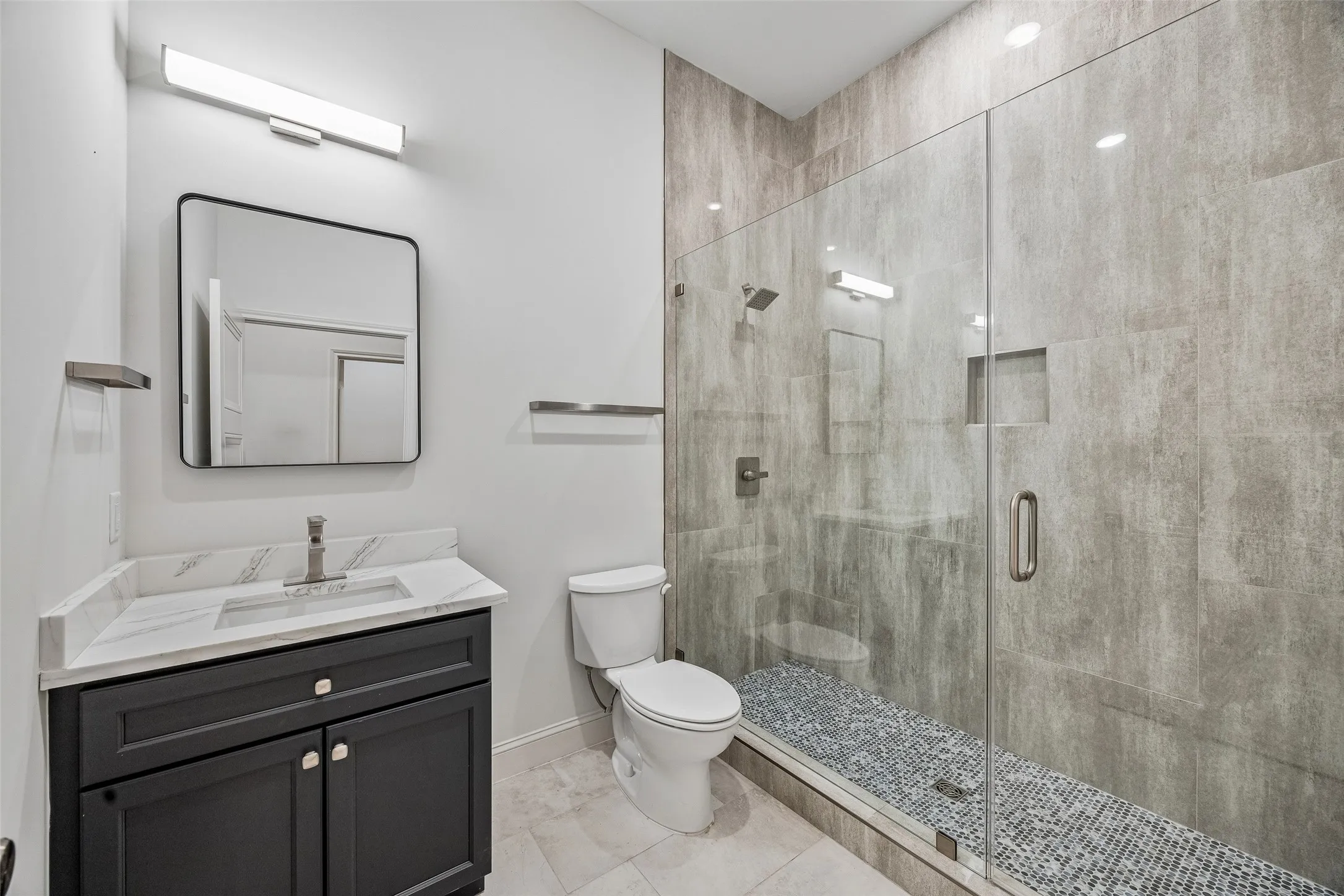 Apartment For Rent in Dallas County , 2010 Commerce Street B203, Dallas, Texas 75201, 1 Bedroom, 2 Bathroom, Garage spaces, 881 Sqft, built in 1925, mls#21335312, Real Estate Agent in Dallas, Homes For Rent in Dallas county, Homes For Rent in Dallas, Realtor in Dallas Texas, Real Estate Brokerage Independent Realty Texas, Luminita Cordes Realtor