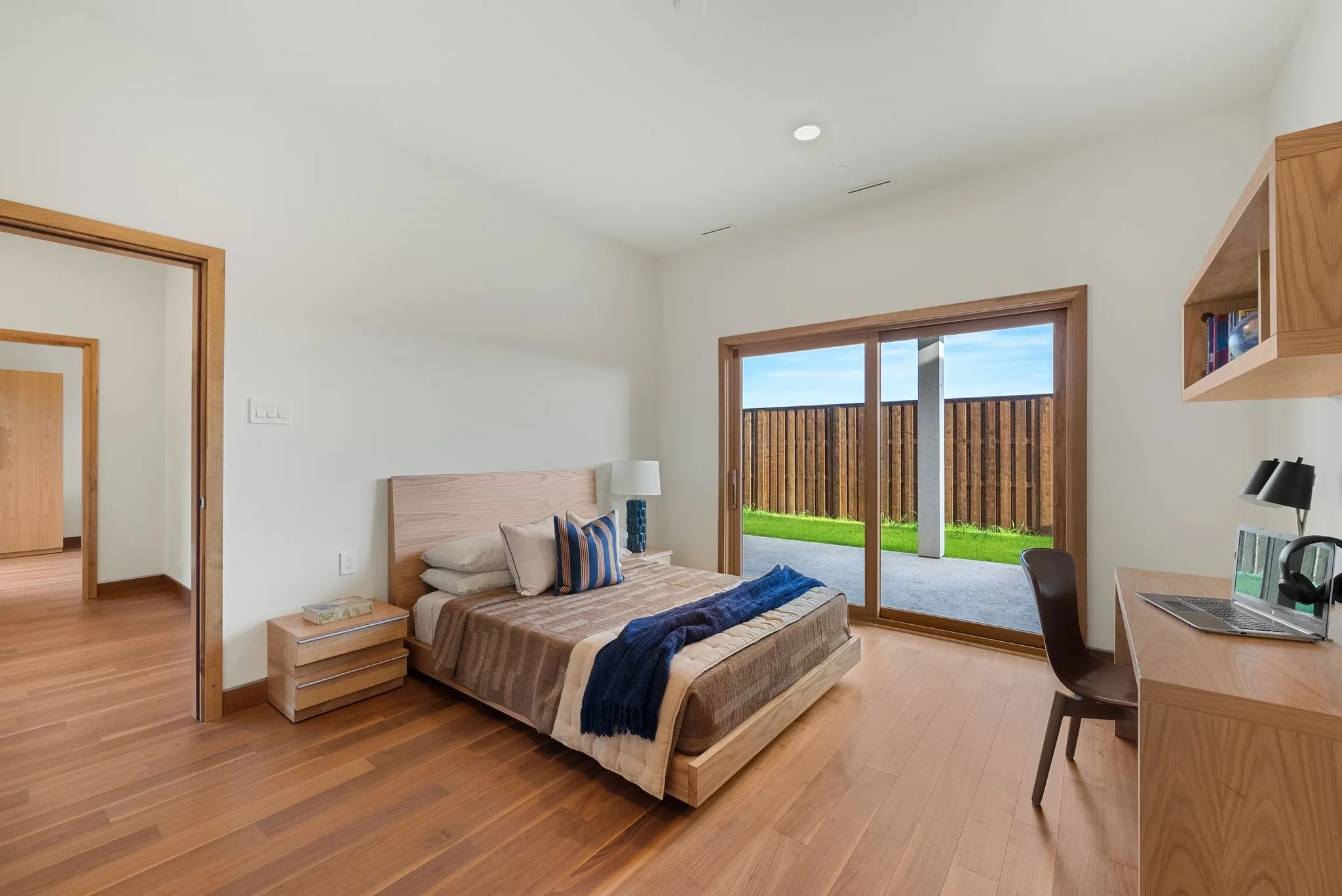 Single Family Residence For Sale in Collin County , 14867 Little Bluestem Lane, Frisco, Texas 75035, 4 Bedroom, 5 Bathroom, 3 Garage spaces, 4,396 Sqft, built in 2023, mls#21336193, Real Estate Agent in Frisco, Homes For Sale in Collin county, Homes For Sale in Frisco, Realtor in Frisco Texas, Real Estate Brokerage Independent Realty Texas, Luminita Cordes Realtor