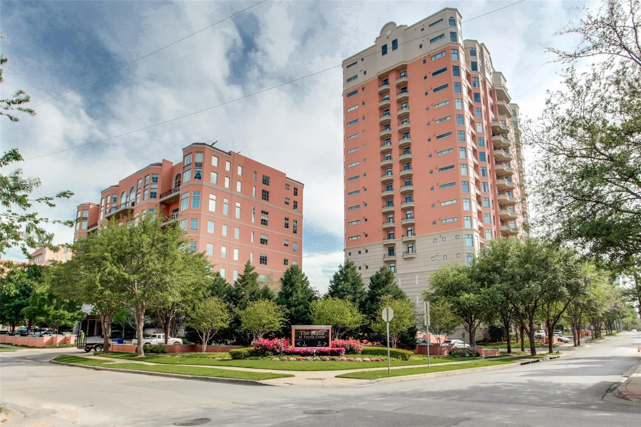 The Plaza at Turtle Creek in Mansion Park.
