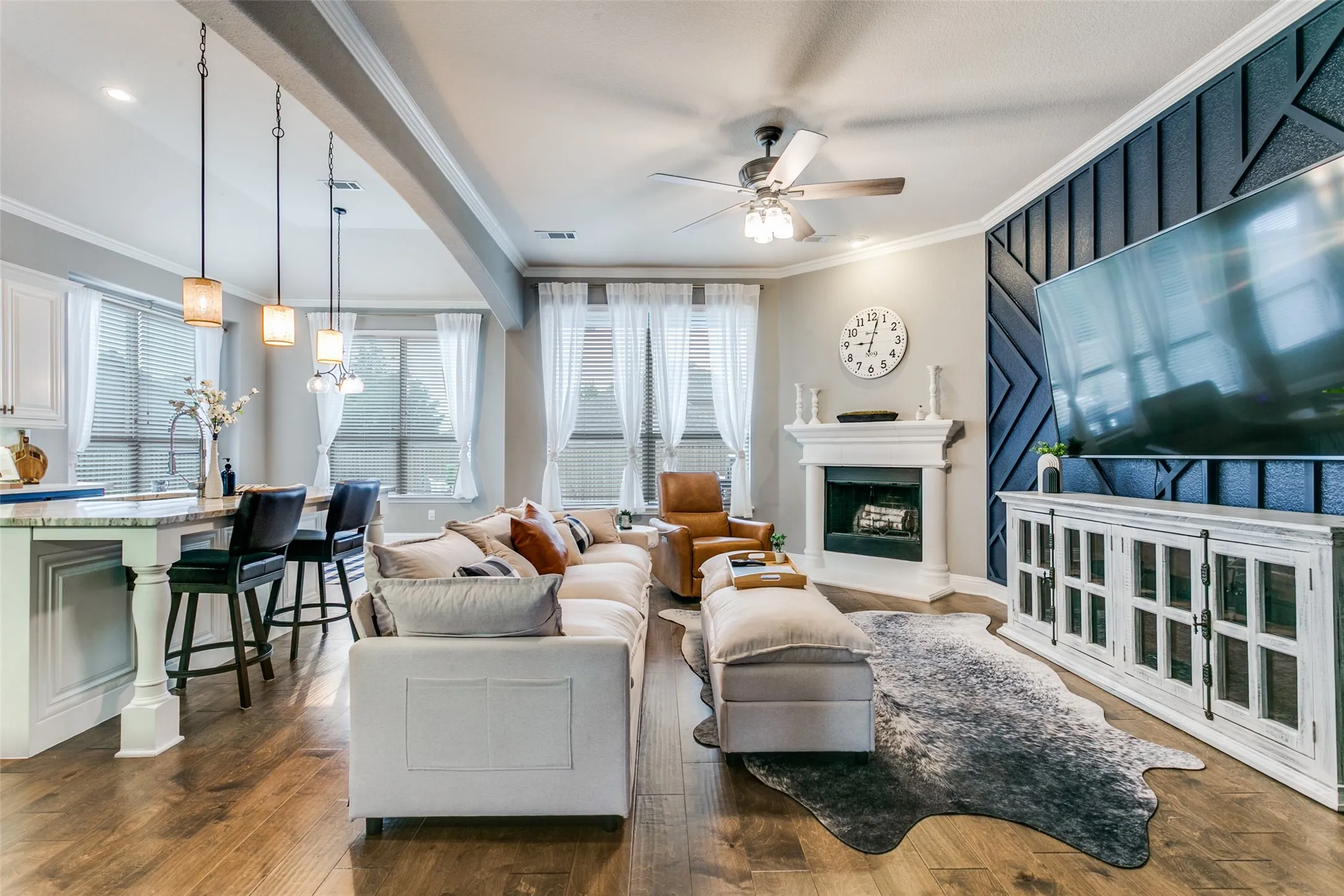 Single Family Residence For Sale in Denton County , 104 Martingale Trail, Oak Point, Texas 75068, 4 Bedroom, 4 Bathroom, 3 Garage spaces, 3,305 Sqft, built in 2016, mls#21336299, Real Estate Agent in Oak Point, Homes For Sale in Denton county, Homes For Sale in Oak Point, Realtor in Oak Point Texas, Real Estate Brokerage Independent Realty Texas, Luminita Cordes Realtor