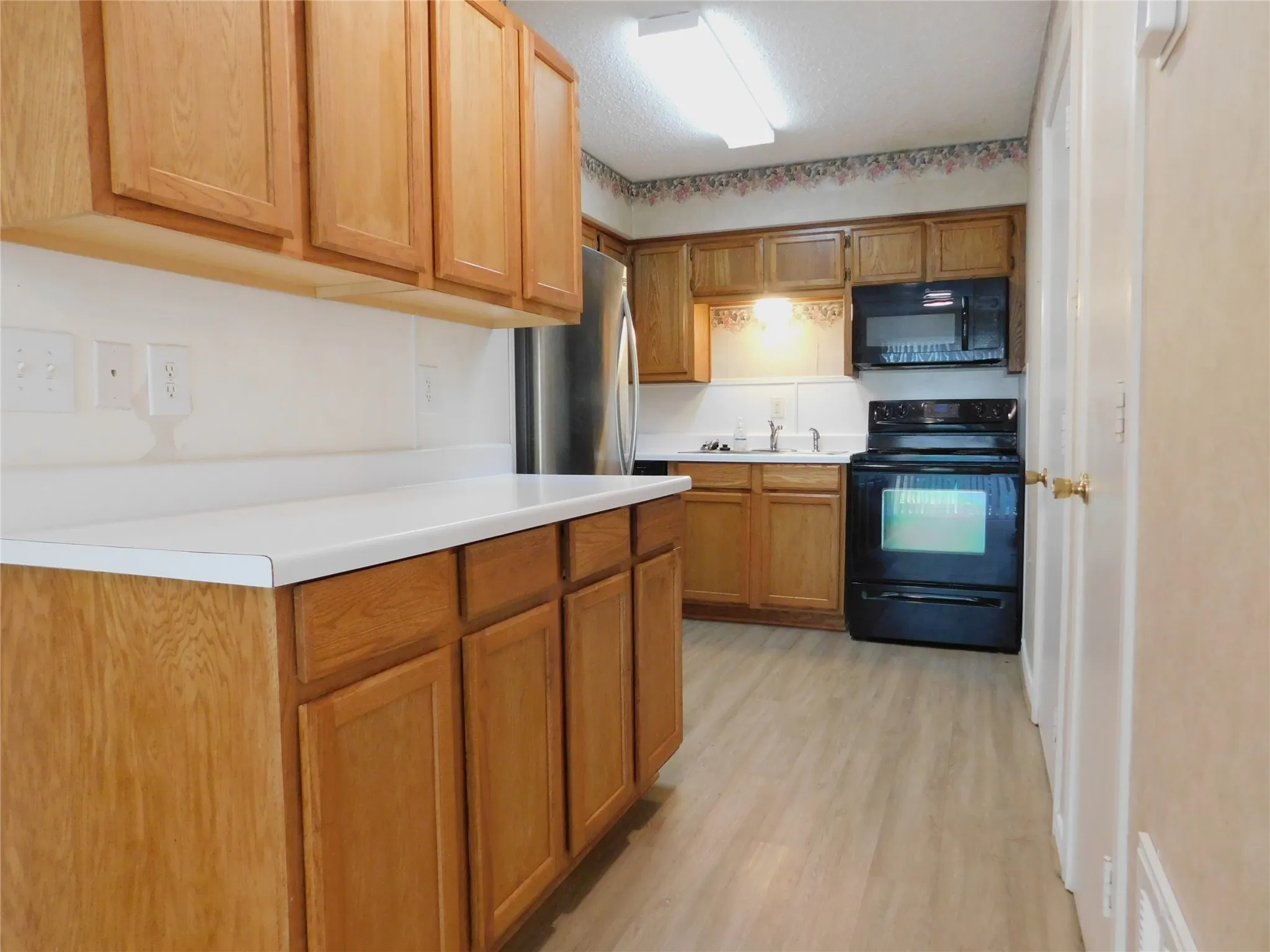 Single Family Residence For Rent in Denton County , 1913 Mack Place, Denton, Texas 76209, 4 Bedroom, 3 Bathroom, Garage spaces, 1,427 Sqft, built in 1986, mls#21332476, Real Estate Agent in Denton, Homes For Rent in Denton county, Homes For Rent in Denton, Realtor in Denton Texas, Real Estate Brokerage Independent Realty Texas, Luminita Cordes Realtor