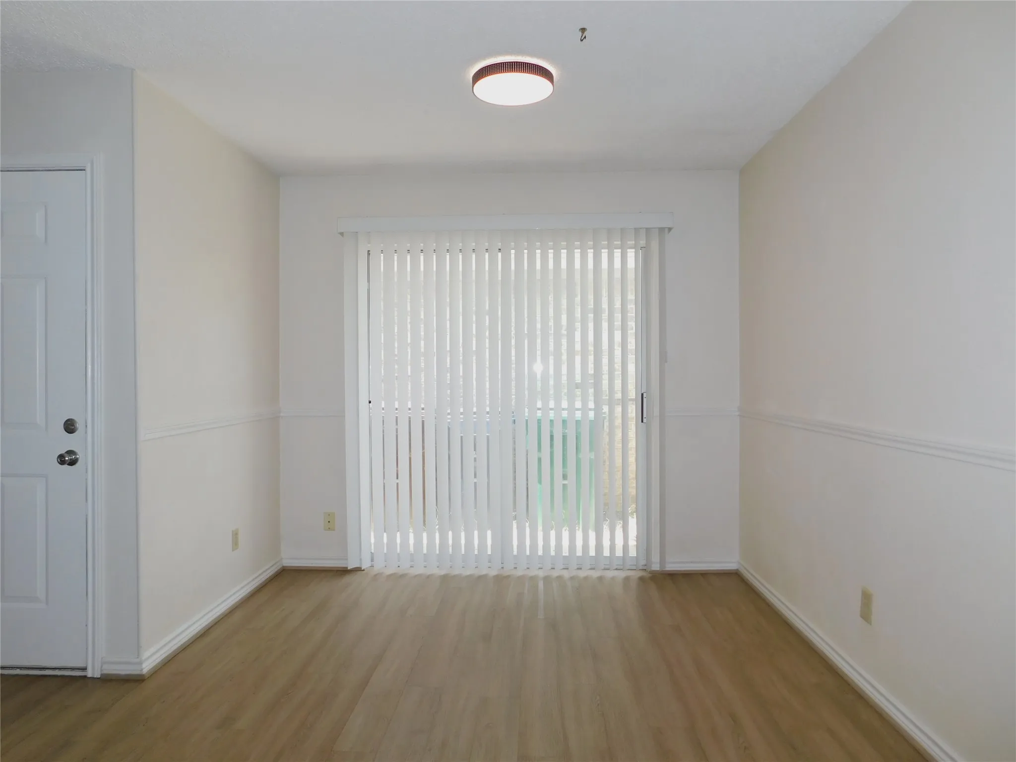 Single Family Residence For Rent in Denton County , 1913 Mack Place, Denton, Texas 76209, 4 Bedroom, 3 Bathroom, Garage spaces, 1,427 Sqft, built in 1986, mls#21332476, Real Estate Agent in Denton, Homes For Rent in Denton county, Homes For Rent in Denton, Realtor in Denton Texas, Real Estate Brokerage Independent Realty Texas, Luminita Cordes Realtor