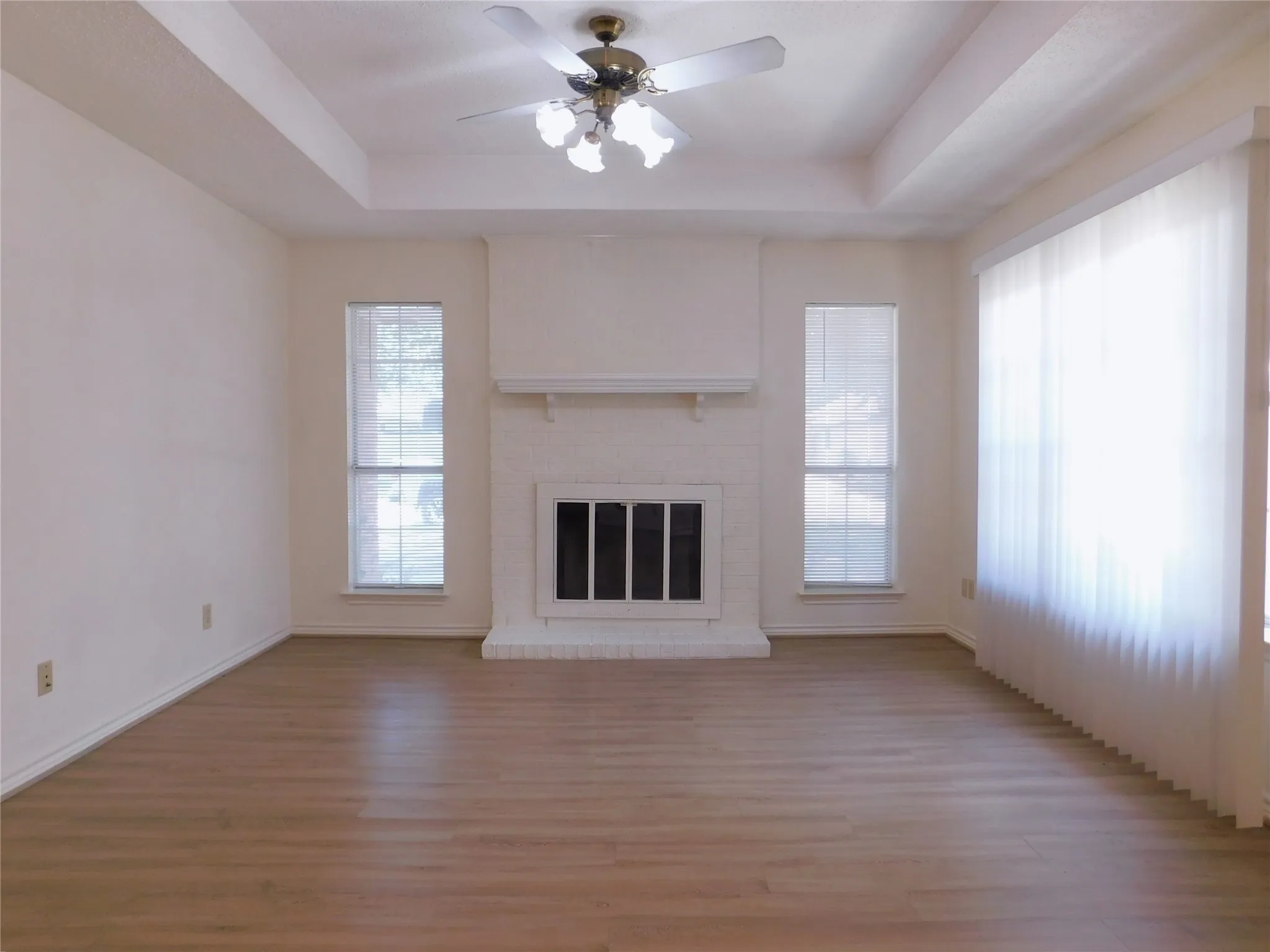 Single Family Residence For Rent in Denton County , 1913 Mack Place, Denton, Texas 76209, 4 Bedroom, 3 Bathroom, Garage spaces, 1,427 Sqft, built in 1986, mls#21332476, Real Estate Agent in Denton, Homes For Rent in Denton county, Homes For Rent in Denton, Realtor in Denton Texas, Real Estate Brokerage Independent Realty Texas, Luminita Cordes Realtor