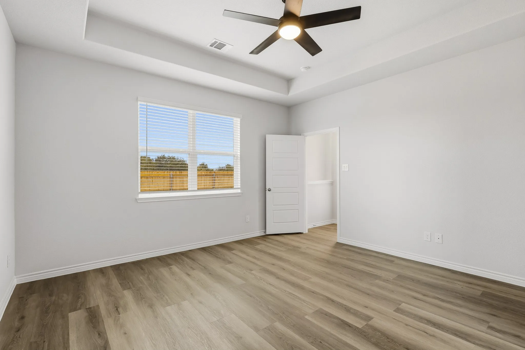 Single Family Residence For Sale in Tarrant County , 9248 Union Pacific Lane, Fort Worth, Texas 76036, 5 Bedroom, 4 Bathroom, 2 Garage spaces, 2,951 Sqft, built in 2026, mls#21336294, Real Estate Agent in Fort Worth, Homes For Sale in Tarrant county, Homes For Sale in Fort Worth, Realtor in Fort Worth Texas, Real Estate Brokerage Independent Realty Texas, Luminita Cordes Realtor
