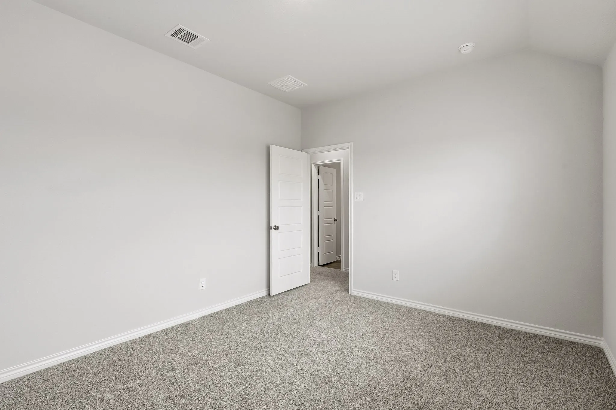 Single Family Residence For Sale in Tarrant County , 9248 Union Pacific Lane, Fort Worth, Texas 76036, 5 Bedroom, 4 Bathroom, 2 Garage spaces, 2,951 Sqft, built in 2026, mls#21336294, Real Estate Agent in Fort Worth, Homes For Sale in Tarrant county, Homes For Sale in Fort Worth, Realtor in Fort Worth Texas, Real Estate Brokerage Independent Realty Texas, Luminita Cordes Realtor