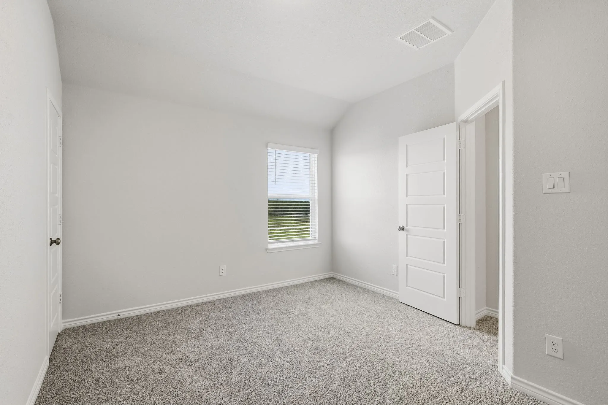 Single Family Residence For Sale in Tarrant County , 9248 Union Pacific Lane, Fort Worth, Texas 76036, 5 Bedroom, 4 Bathroom, 2 Garage spaces, 2,951 Sqft, built in 2026, mls#21336294, Real Estate Agent in Fort Worth, Homes For Sale in Tarrant county, Homes For Sale in Fort Worth, Realtor in Fort Worth Texas, Real Estate Brokerage Independent Realty Texas, Luminita Cordes Realtor