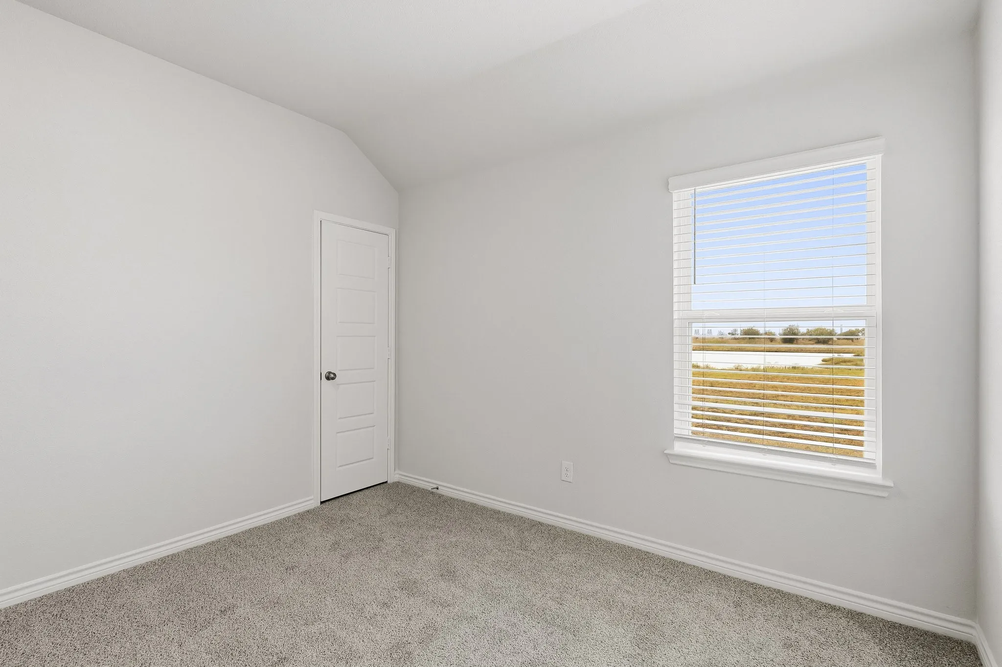 Single Family Residence For Sale in Tarrant County , 9248 Union Pacific Lane, Fort Worth, Texas 76036, 5 Bedroom, 4 Bathroom, 2 Garage spaces, 2,951 Sqft, built in 2026, mls#21336294, Real Estate Agent in Fort Worth, Homes For Sale in Tarrant county, Homes For Sale in Fort Worth, Realtor in Fort Worth Texas, Real Estate Brokerage Independent Realty Texas, Luminita Cordes Realtor