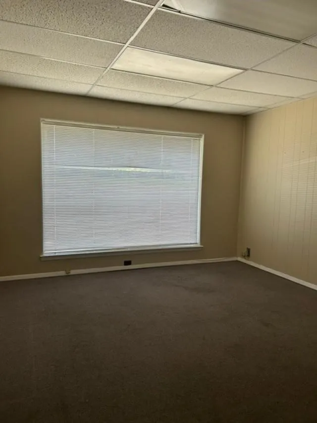 Office For Sale in Grayson County , 406 W Fm 120, Pottsboro, Texas 75076, 0, 0, Garage spaces, 3,500 Sqft, built in 1978, Price $649,500, mls#21336375, Real Estate Agent in Pottsboro, Homes For Sale in Grayson county, Homes For Sale in Pottsboro, Realtor in Pottsboro Texas, Real Estate Brokerage Independent Realty Texas, Luminita Cordes Realtor