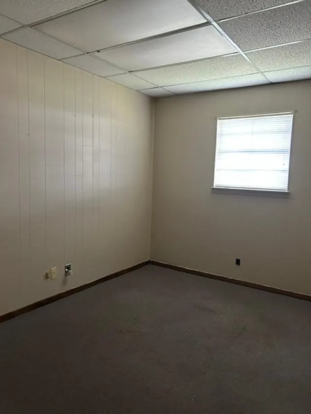 Office For Sale in Grayson County , 406 W Fm 120, Pottsboro, Texas 75076, 0, 0, Garage spaces, 3,500 Sqft, built in 1978, Price $649,500, mls#21336375, Real Estate Agent in Pottsboro, Homes For Sale in Grayson county, Homes For Sale in Pottsboro, Realtor in Pottsboro Texas, Real Estate Brokerage Independent Realty Texas, Luminita Cordes Realtor
