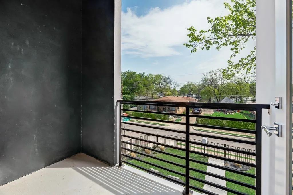 Single Family Residence For Rent in Dallas County , 3415 Chihuahua Avenue, Dallas, Texas 75212, 4 Bedrooms, 4 Bathrooms, 2 Garage spaces, 2,540 Sqft, built in 2024, Price $5,000, mls#21336378, Real Estate Agent in Dallas, Homes For Rent in Dallas county, Homes For Rent in Dallas, Realtor in Dallas Texas, Real Estate Brokerage Independent Realty Texas, Luminita Cordes Realtor