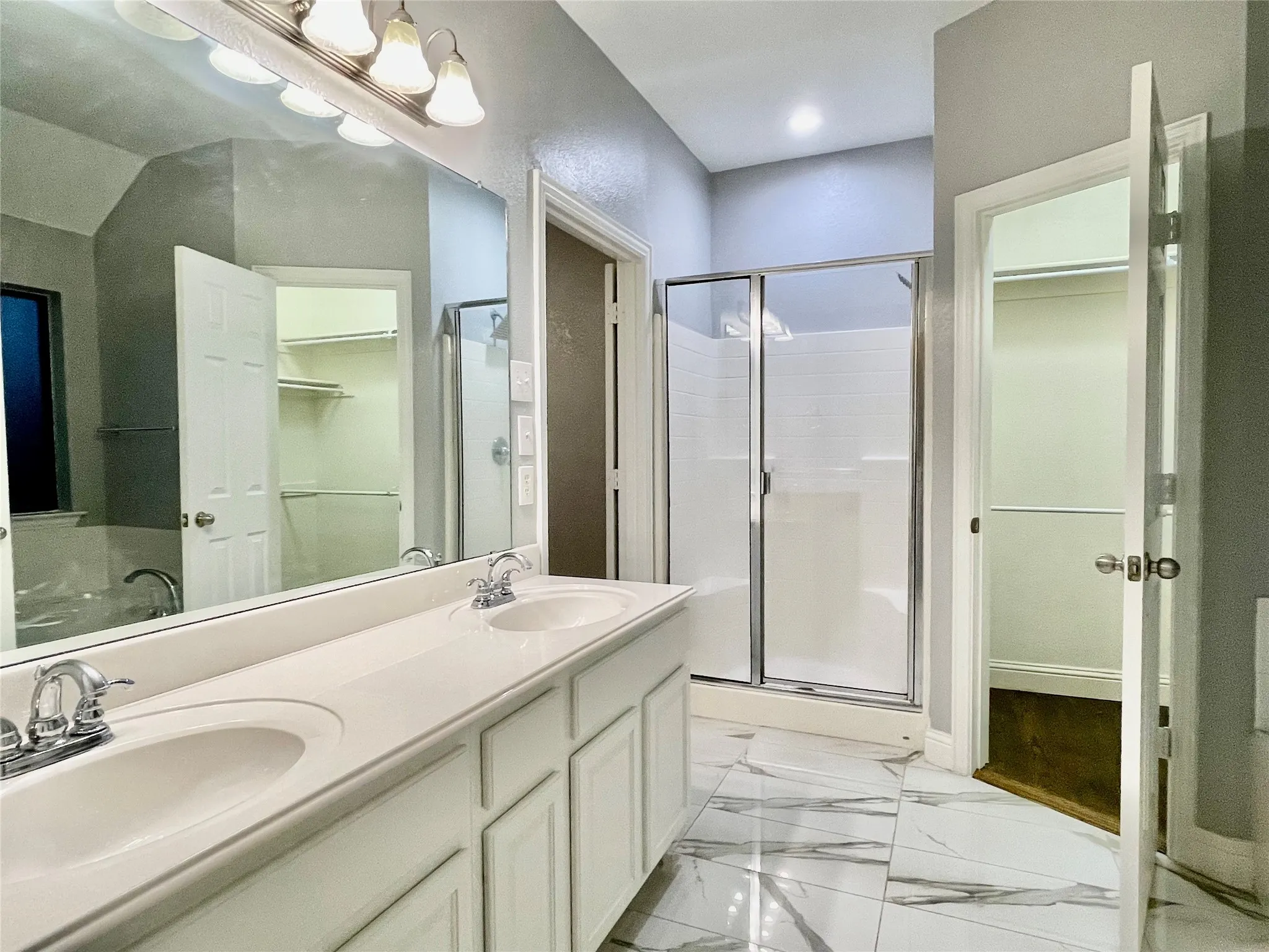 Single Family Residence For Rent in Kaufman County , 10264 Fireside Lane, Forney, Texas 75126, 4 Bedrooms, 2 Bathrooms, 2 Garage spaces, 2,195 Sqft, built in 2006, Price $2,850, mls#21336386, Real Estate Agent in Forney, Homes For Rent in Kaufman county, Homes For Rent in Forney, Realtor in Forney Texas, Real Estate Brokerage Independent Realty Texas, Luminita Cordes Realtor