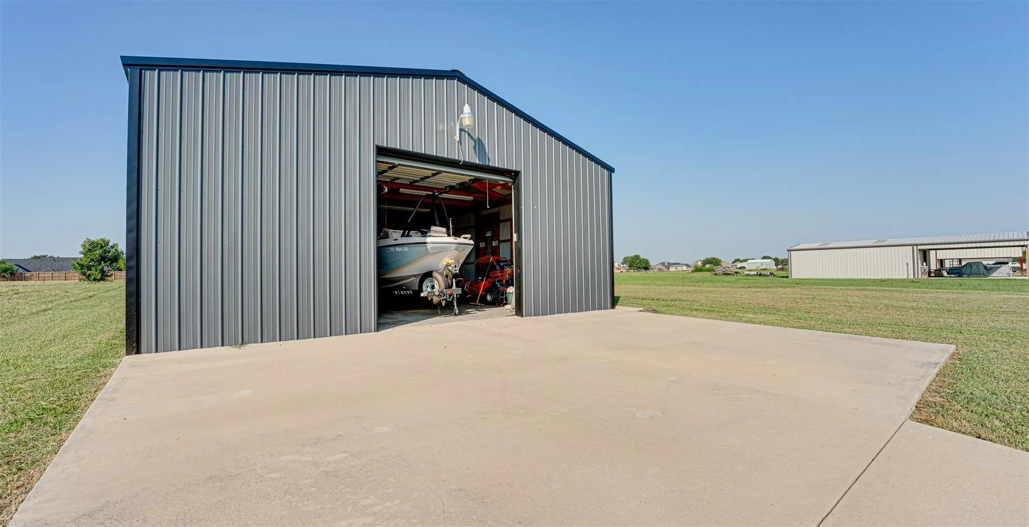 Single Family Residence For Rent in Kaufman County , 10264 Fireside Lane, Forney, Texas 75126, 4 Bedrooms, 2 Bathrooms, 2 Garage spaces, 2,195 Sqft, built in 2006, Price $2,850, mls#21336386, Real Estate Agent in Forney, Homes For Rent in Kaufman county, Homes For Rent in Forney, Realtor in Forney Texas, Real Estate Brokerage Independent Realty Texas, Luminita Cordes Realtor