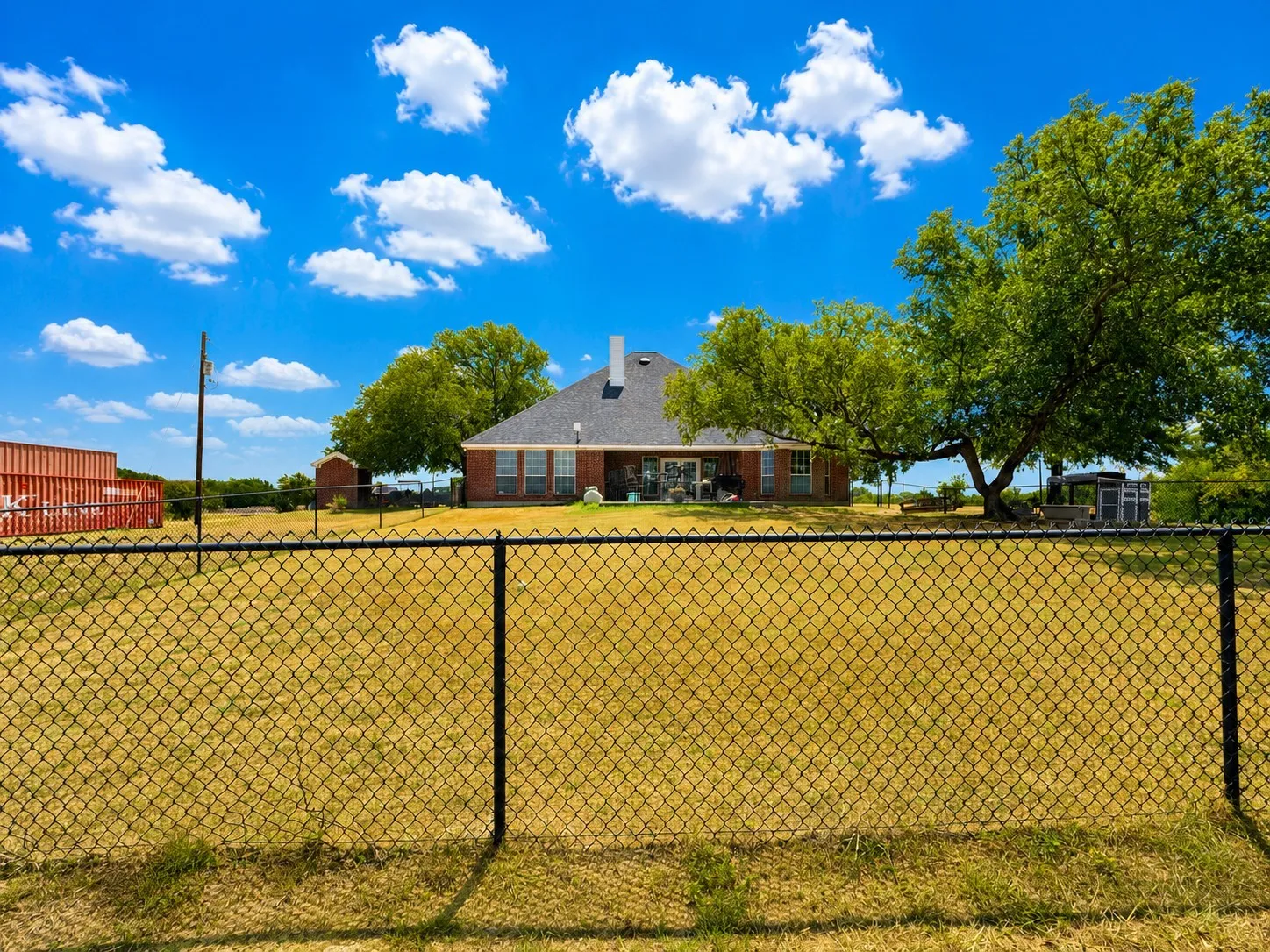 Single Family Residence For Sale in Wise County , 148 County Road 2627, Decatur, Texas 76234, 3 Bedroom, 2 Bathroom, 3 Garage spaces, 1,954 Sqft, built in 2003, mls#21336062, Real Estate Agent in Decatur, Homes For Sale in Wise county, Homes For Sale in Decatur, Realtor in Decatur Texas, Real Estate Brokerage Independent Realty Texas, Luminita Cordes Realtor
