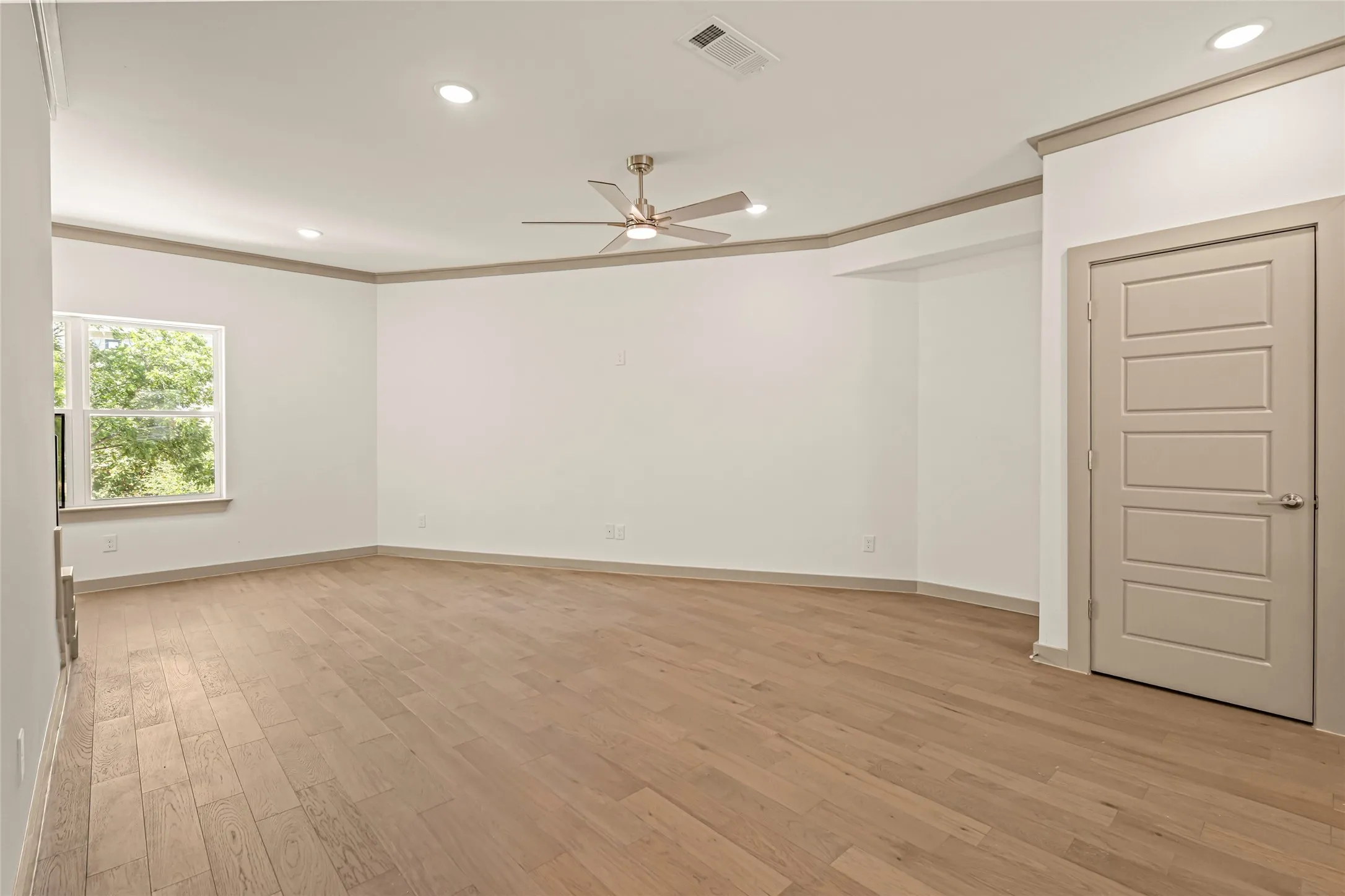 Single Family Residence For Sale in Tarrant County , 2729 Azalea Park Circle, Fort Worth, Texas 76107, 2 Bedroom, 3 Bathroom, 2 Garage spaces, 1,563 Sqft, built in 2026, mls#21334582, Real Estate Agent in Fort Worth, Homes For Sale in Tarrant county, Homes For Sale in Fort Worth, Realtor in Fort Worth Texas, Real Estate Brokerage Independent Realty Texas, Luminita Cordes Realtor