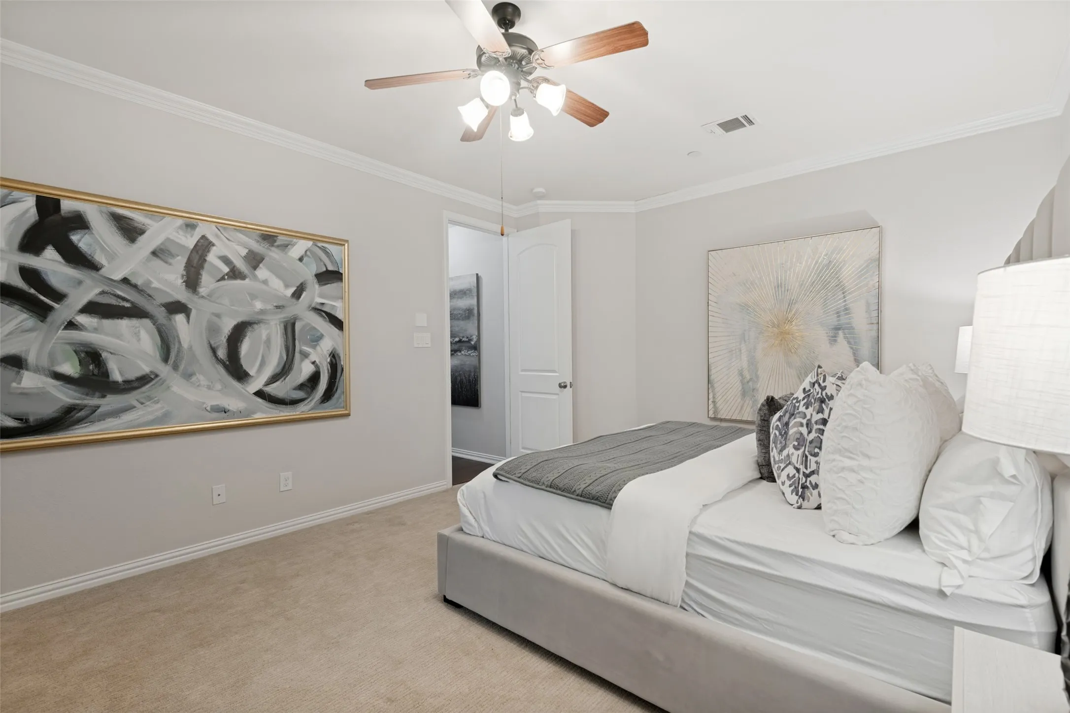 Single Family Residence For Sale in Dallas County , 6206 Shoal Creek Trail, Garland, Texas 75044, 3 Bedroom, 3 Bathroom, 2 Garage spaces, 2,267 Sqft, built in 2008, mls#21336068, Real Estate Agent in Garland, Homes For Sale in Dallas county, Homes For Sale in Garland, Realtor in Garland Texas, Real Estate Brokerage Independent Realty Texas, Luminita Cordes Realtor
