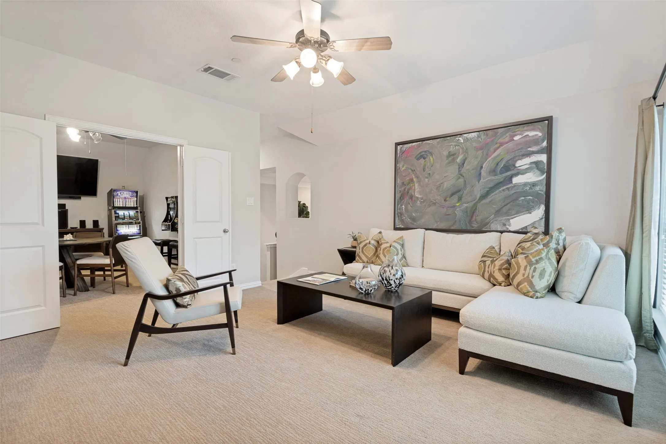 Single Family Residence For Sale in Dallas County , 6206 Shoal Creek Trail, Garland, Texas 75044, 3 Bedroom, 3 Bathroom, 2 Garage spaces, 2,267 Sqft, built in 2008, mls#21336068, Real Estate Agent in Garland, Homes For Sale in Dallas county, Homes For Sale in Garland, Realtor in Garland Texas, Real Estate Brokerage Independent Realty Texas, Luminita Cordes Realtor