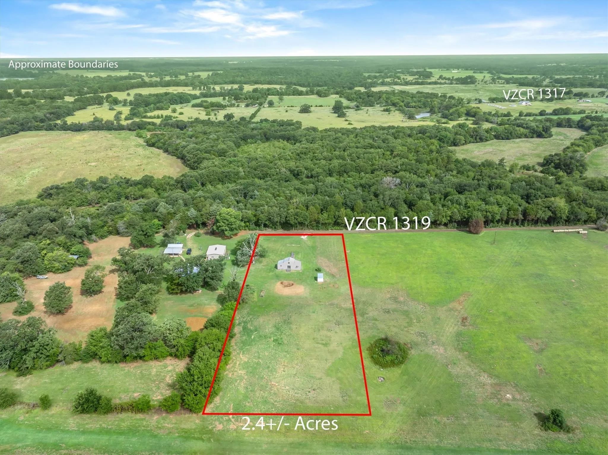 Single Family Residence For Sale in Van Zandt County , 1083 VZ County Road 1319, Grand Saline, Texas 75140, 1 Bedroom, 1 Bathroom, Garage spaces, 680 Sqft, built in 2018, mls#21334335, Real Estate Agent in Grand Saline, Homes For Sale in Van Zandt county, Homes For Sale in Grand Saline, Realtor in Grand Saline Texas, Real Estate Brokerage Independent Realty Texas, Luminita Cordes Realtor