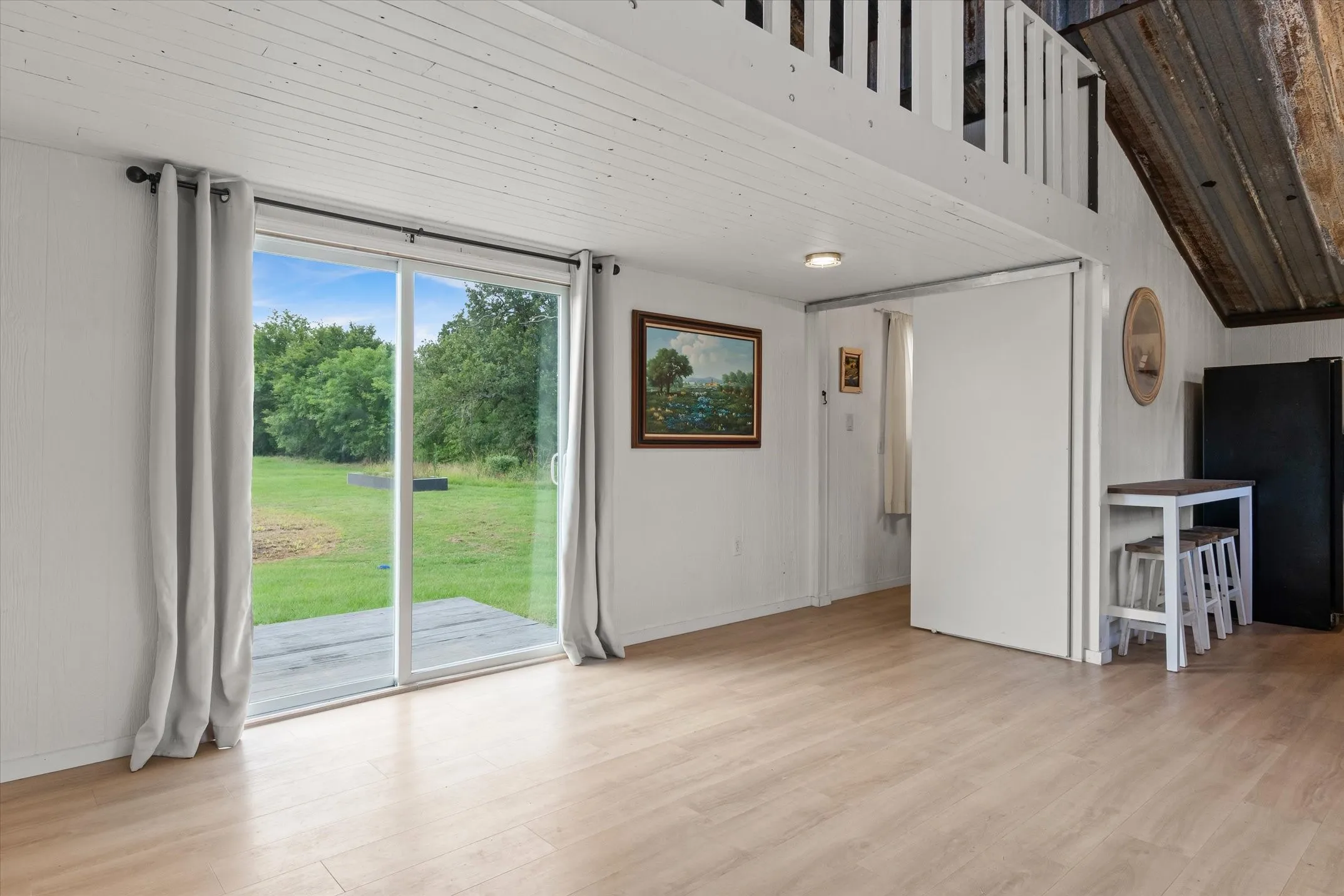 Single Family Residence For Sale in Van Zandt County , 1083 VZ County Road 1319, Grand Saline, Texas 75140, 1 Bedroom, 1 Bathroom, Garage spaces, 680 Sqft, built in 2018, mls#21334335, Real Estate Agent in Grand Saline, Homes For Sale in Van Zandt county, Homes For Sale in Grand Saline, Realtor in Grand Saline Texas, Real Estate Brokerage Independent Realty Texas, Luminita Cordes Realtor