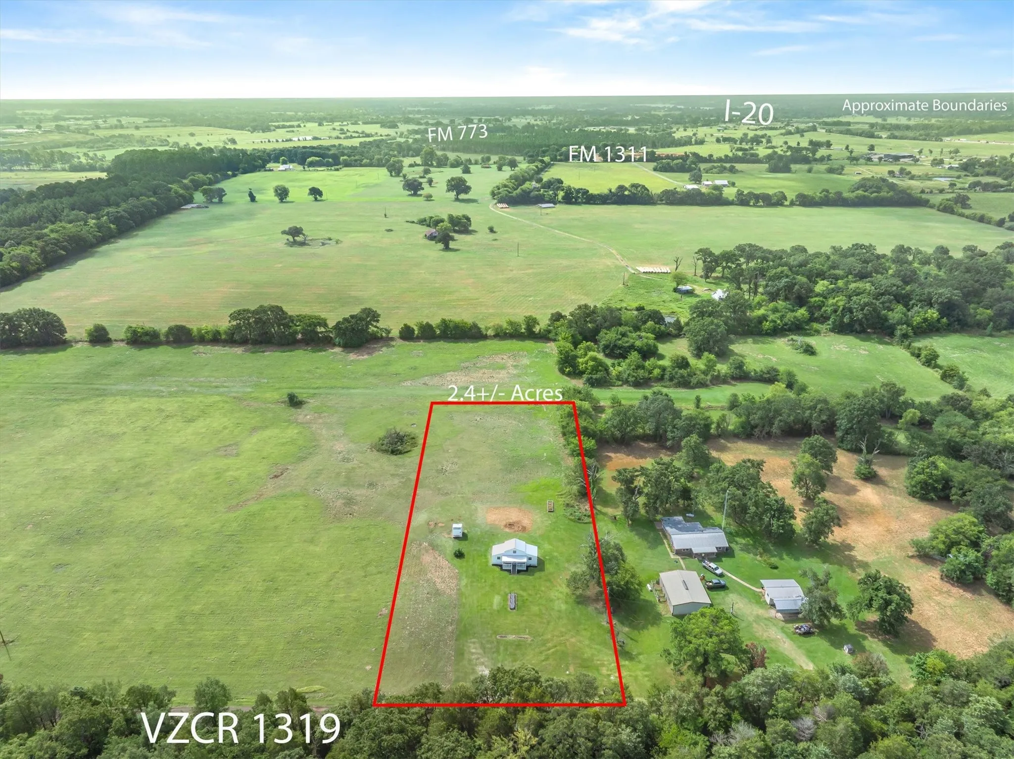 Single Family Residence For Sale in Van Zandt County , 1083 VZ County Road 1319, Grand Saline, Texas 75140, 1 Bedroom, 1 Bathroom, Garage spaces, 680 Sqft, built in 2018, mls#21334335, Real Estate Agent in Grand Saline, Homes For Sale in Van Zandt county, Homes For Sale in Grand Saline, Realtor in Grand Saline Texas, Real Estate Brokerage Independent Realty Texas, Luminita Cordes Realtor