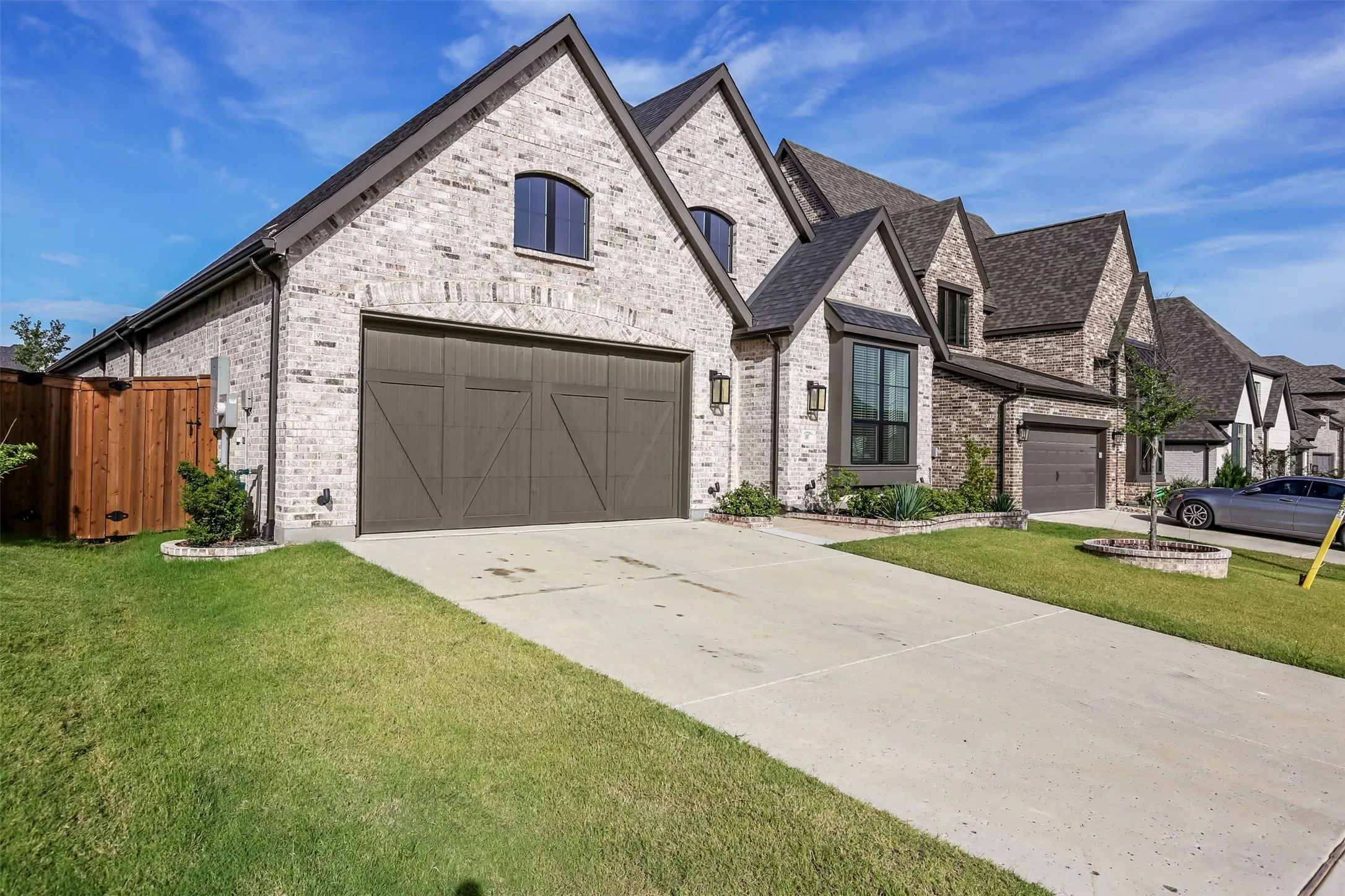 Single Family Residence For Sale in Johnson County , 1807 Buckeye Lane, Mansfield, Texas 76063, 3 Bedroom, 3 Bathroom, 2 Garage spaces, 2,345 Sqft, built in 2024, mls#21335327, Real Estate Agent in Mansfield, Homes For Sale in Johnson county, Homes For Sale in Mansfield, Realtor in Mansfield Texas, Real Estate Brokerage Independent Realty Texas, Luminita Cordes Realtor