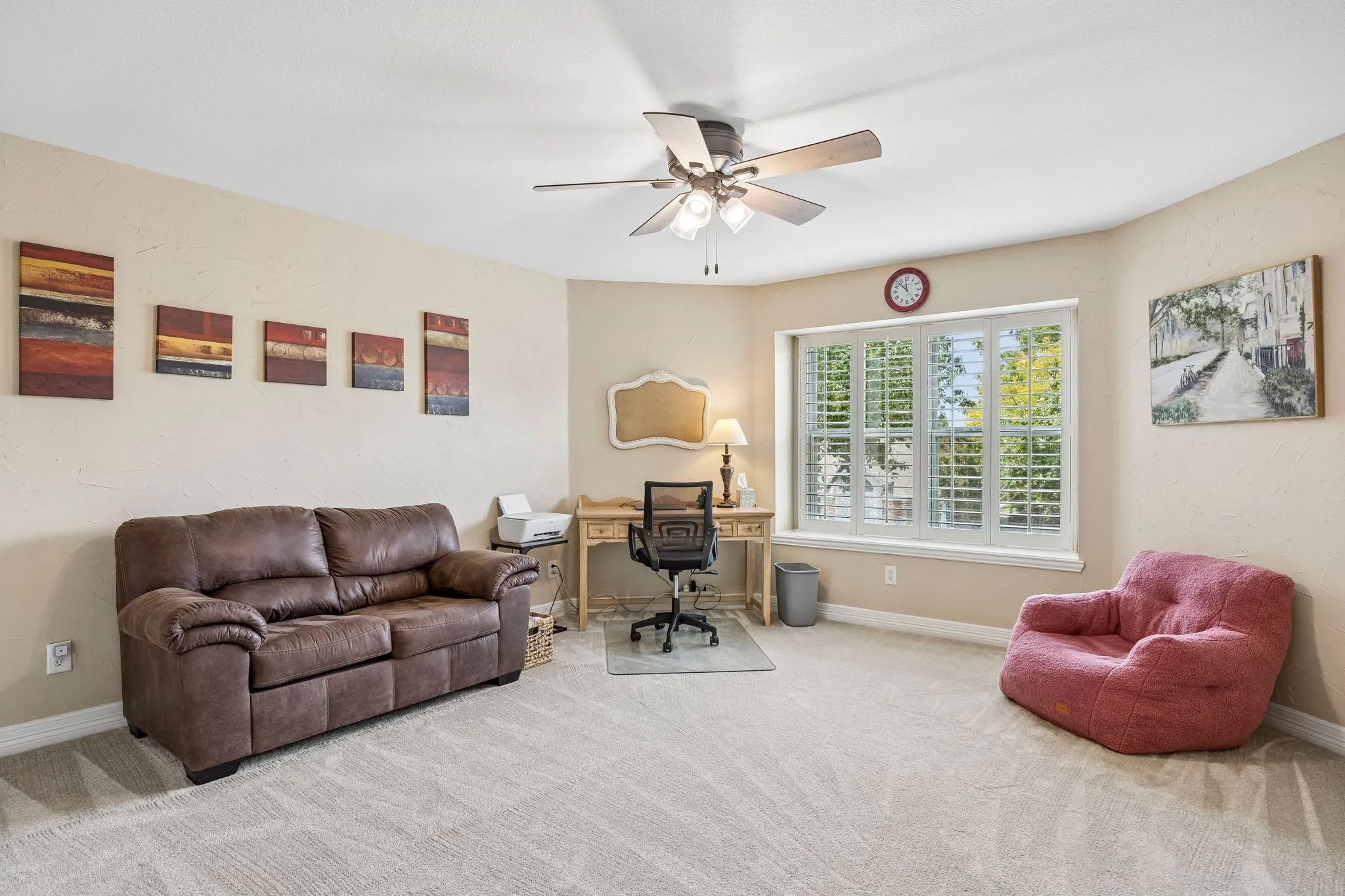 Single Family Residence For Sale in Dallas County , 1214 Donegal Lane, Garland, Texas 75044, 5 Bedroom, 4 Bathroom, 2 Garage spaces, 3,500 Sqft, built in 1997, mls#21334678, Real Estate Agent in Garland, Homes For Sale in Dallas county, Homes For Sale in Garland, Realtor in Garland Texas, Real Estate Brokerage Independent Realty Texas, Luminita Cordes Realtor