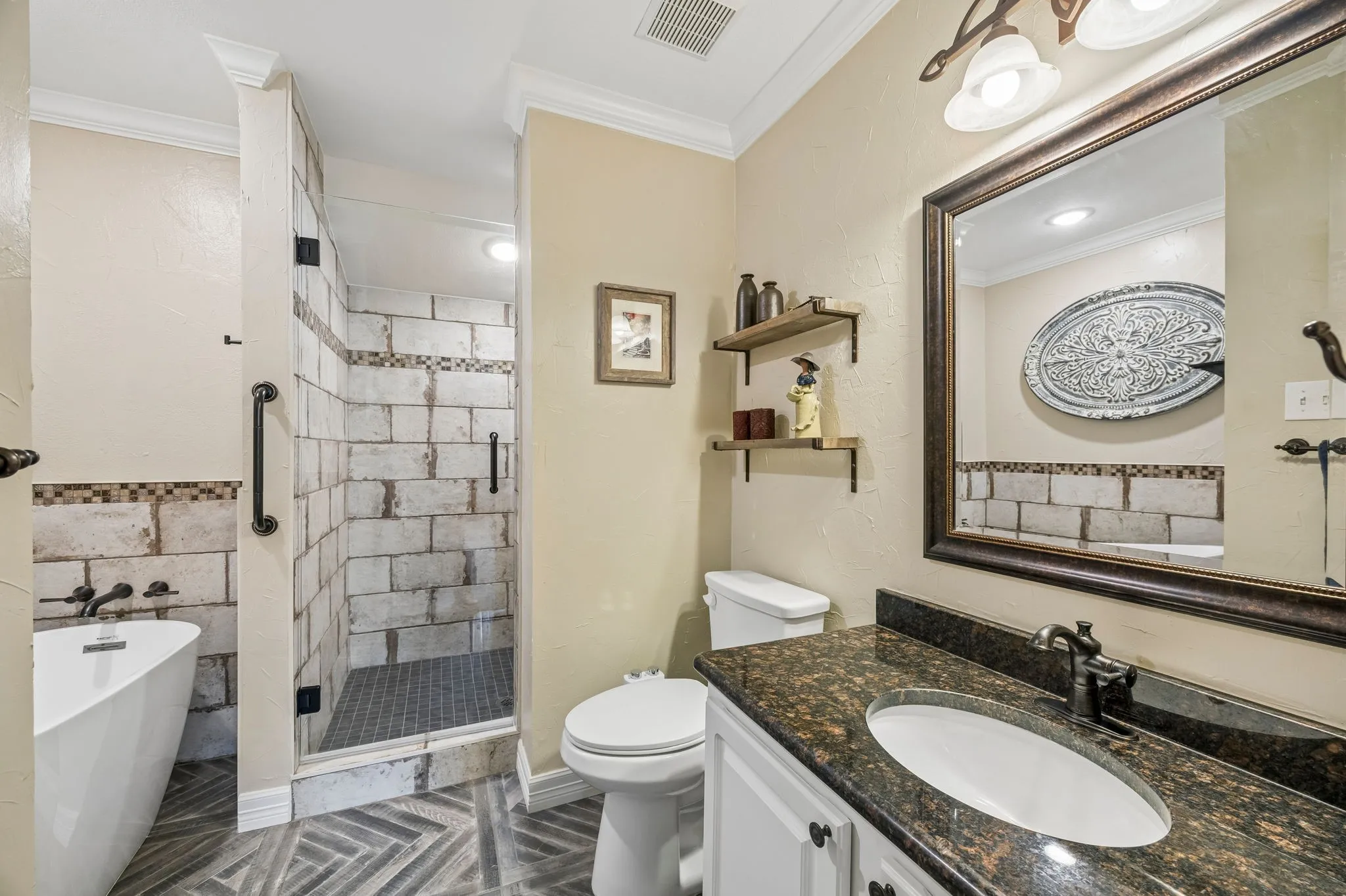 Upstairs Secondary Primary Bathroom