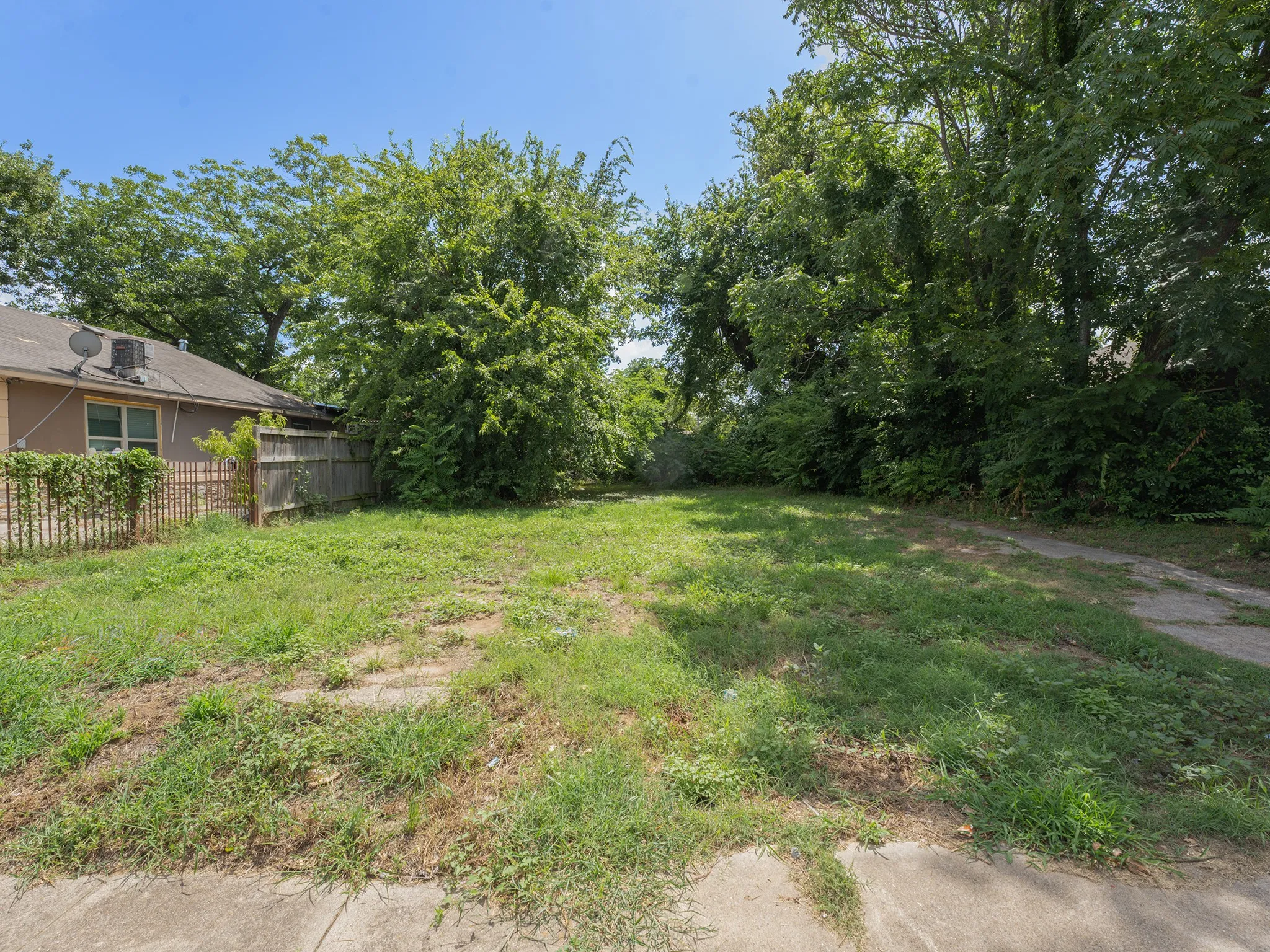 Unimproved Land For Sale in Dallas County , 5027 Echo Avenue, Dallas, Texas 75215, 0, 0, Garage spaces, 0 Sqft, built in 0, mls#21334807, Real Estate Agent in Dallas, Homes For Sale in Dallas county, Homes For Sale in Dallas, Realtor in Dallas Texas, Real Estate Brokerage Independent Realty Texas, Luminita Cordes Realtor