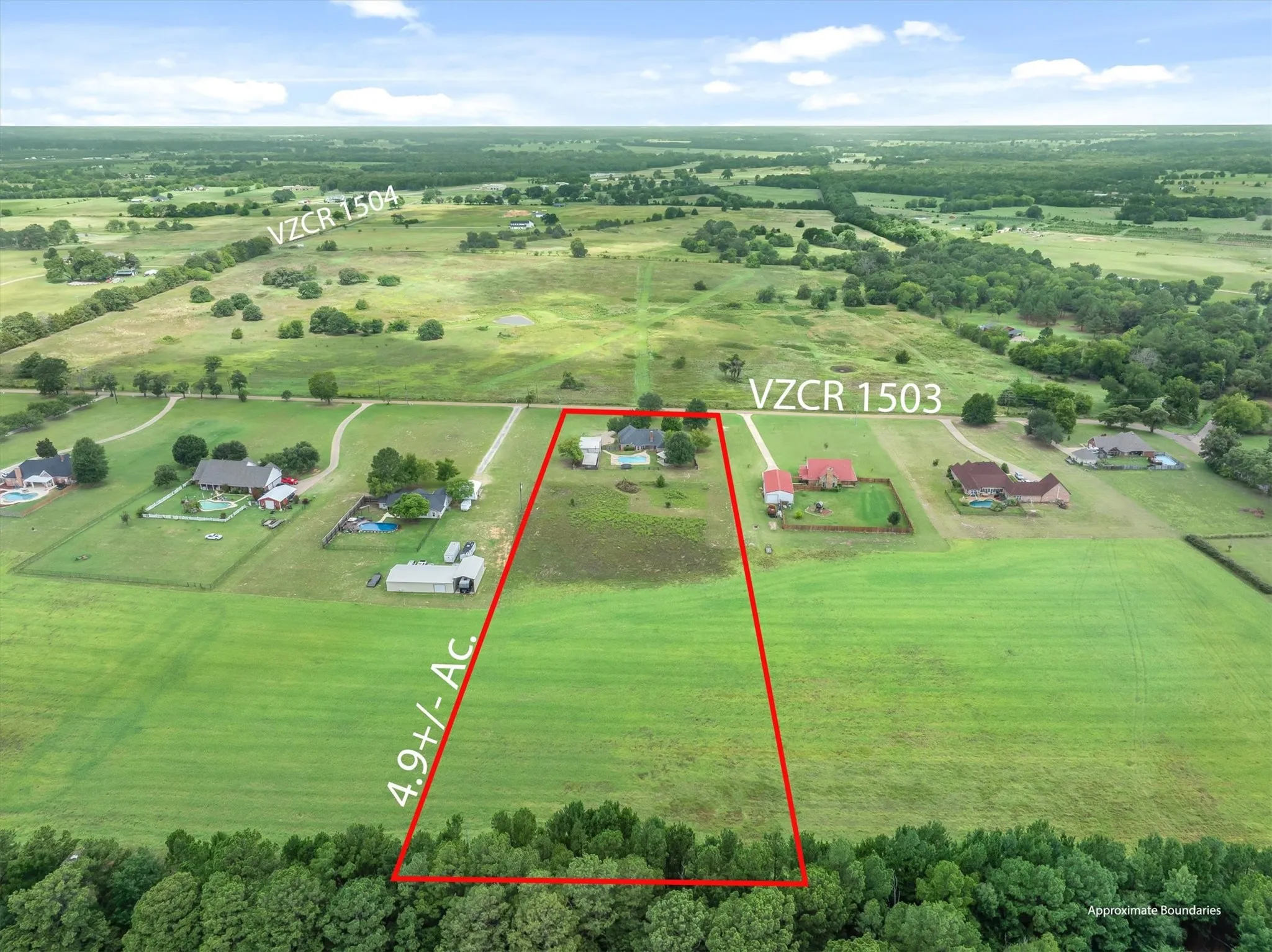 Single Family Residence For Sale in Van Zandt County , 169 VZ County Road 1503, Van, Texas 75790, 4 Bedroom, 3 Bathroom, 3 Garage spaces, 2,504 Sqft, built in 2002, mls#21335993, Real Estate Agent in Van, Homes For Sale in Van Zandt county, Homes For Sale in Van, Realtor in Van Texas, Real Estate Brokerage Independent Realty Texas, Luminita Cordes Realtor