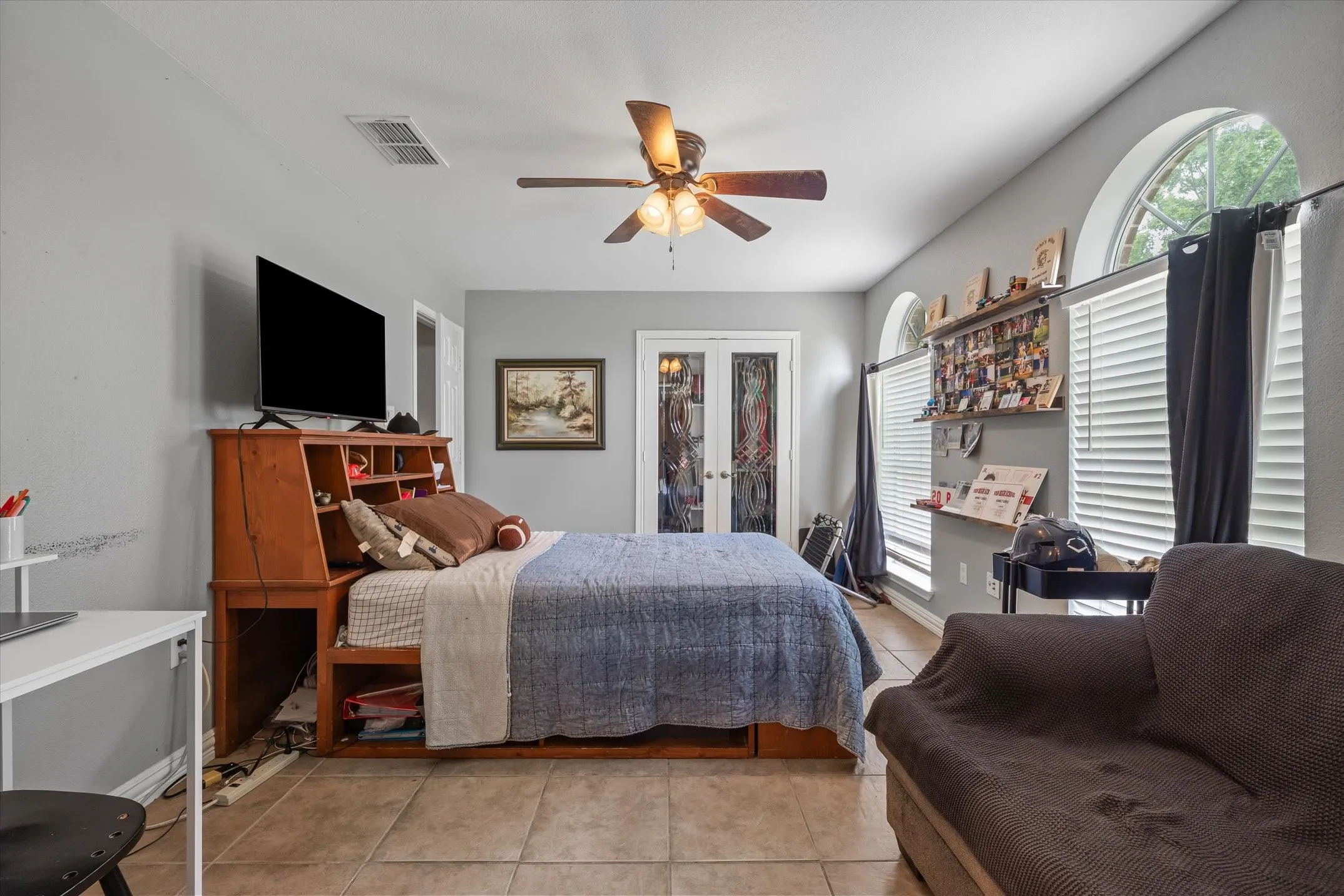 Single Family Residence For Sale in Van Zandt County , 169 VZ County Road 1503, Van, Texas 75790, 4 Bedroom, 3 Bathroom, 3 Garage spaces, 2,504 Sqft, built in 2002, mls#21335993, Real Estate Agent in Van, Homes For Sale in Van Zandt county, Homes For Sale in Van, Realtor in Van Texas, Real Estate Brokerage Independent Realty Texas, Luminita Cordes Realtor