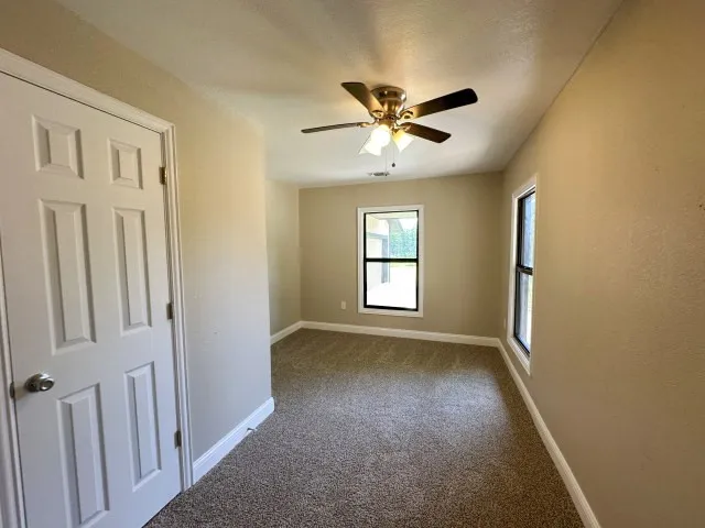 Single Family Residence For Sale in Bell County , 301 N 21st Street, Temple, Texas 76504, 3 Bedroom, 1 Bathroom, 1 Garage spaces, 1,338 Sqft, built in 1952, mls#21336423, Real Estate Agent in Temple, Homes For Sale in Bell county, Homes For Sale in Temple, Realtor in Temple Texas, Real Estate Brokerage Independent Realty Texas, Luminita Cordes Realtor