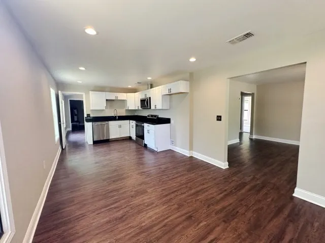 Single Family Residence For Sale in Bell County , 301 N 21st Street, Temple, Texas 76504, 3 Bedroom, 1 Bathroom, 1 Garage spaces, 1,338 Sqft, built in 1952, mls#21336423, Real Estate Agent in Temple, Homes For Sale in Bell county, Homes For Sale in Temple, Realtor in Temple Texas, Real Estate Brokerage Independent Realty Texas, Luminita Cordes Realtor