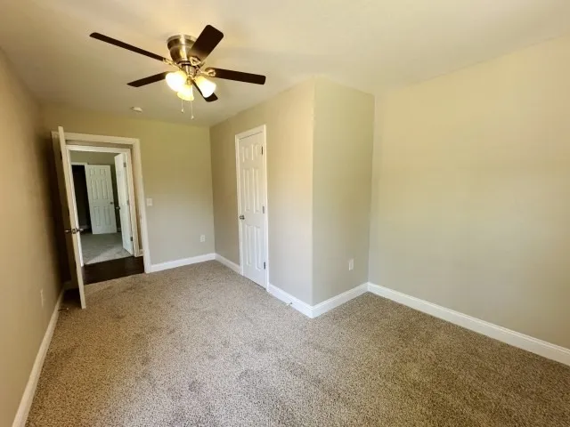 Single Family Residence For Sale in Bell County , 301 N 21st Street, Temple, Texas 76504, 3 Bedroom, 1 Bathroom, 1 Garage spaces, 1,338 Sqft, built in 1952, mls#21336423, Real Estate Agent in Temple, Homes For Sale in Bell county, Homes For Sale in Temple, Realtor in Temple Texas, Real Estate Brokerage Independent Realty Texas, Luminita Cordes Realtor