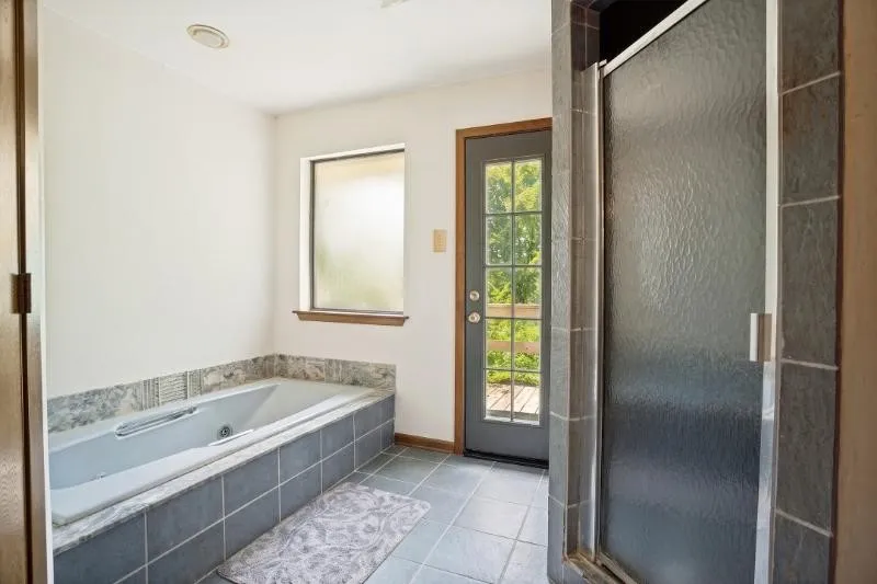Single Family Residence For Sale in Collin County , 13399 Briarcove Road, Anna, Texas 75409, 4 Bedroom, 2 Bathroom, 3 Garage spaces, 2,770 Sqft, built in 1984, mls#21336283, Real Estate Agent in Anna, Homes For Sale in Collin county, Homes For Sale in Anna, Realtor in Anna Texas, Real Estate Brokerage Independent Realty Texas, Luminita Cordes Realtor