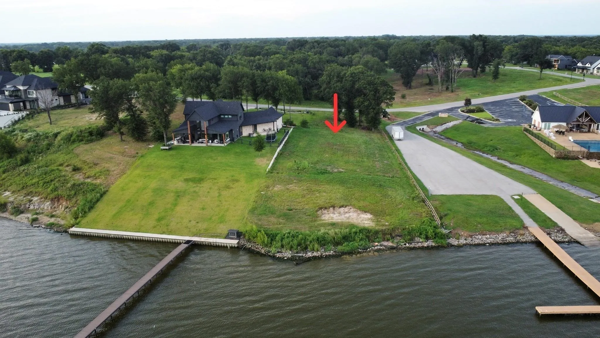Unimproved Land For Sale in Kaufman County , 1582 Shoreline Drive, Mabank, Texas 75143, 0, 0, Garage spaces, 0 Sqft, built in 0, mls#21335572, Real Estate Agent in Mabank, Homes For Sale in Kaufman county, Homes For Sale in Mabank, Realtor in Mabank Texas, Real Estate Brokerage Independent Realty Texas, Luminita Cordes Realtor