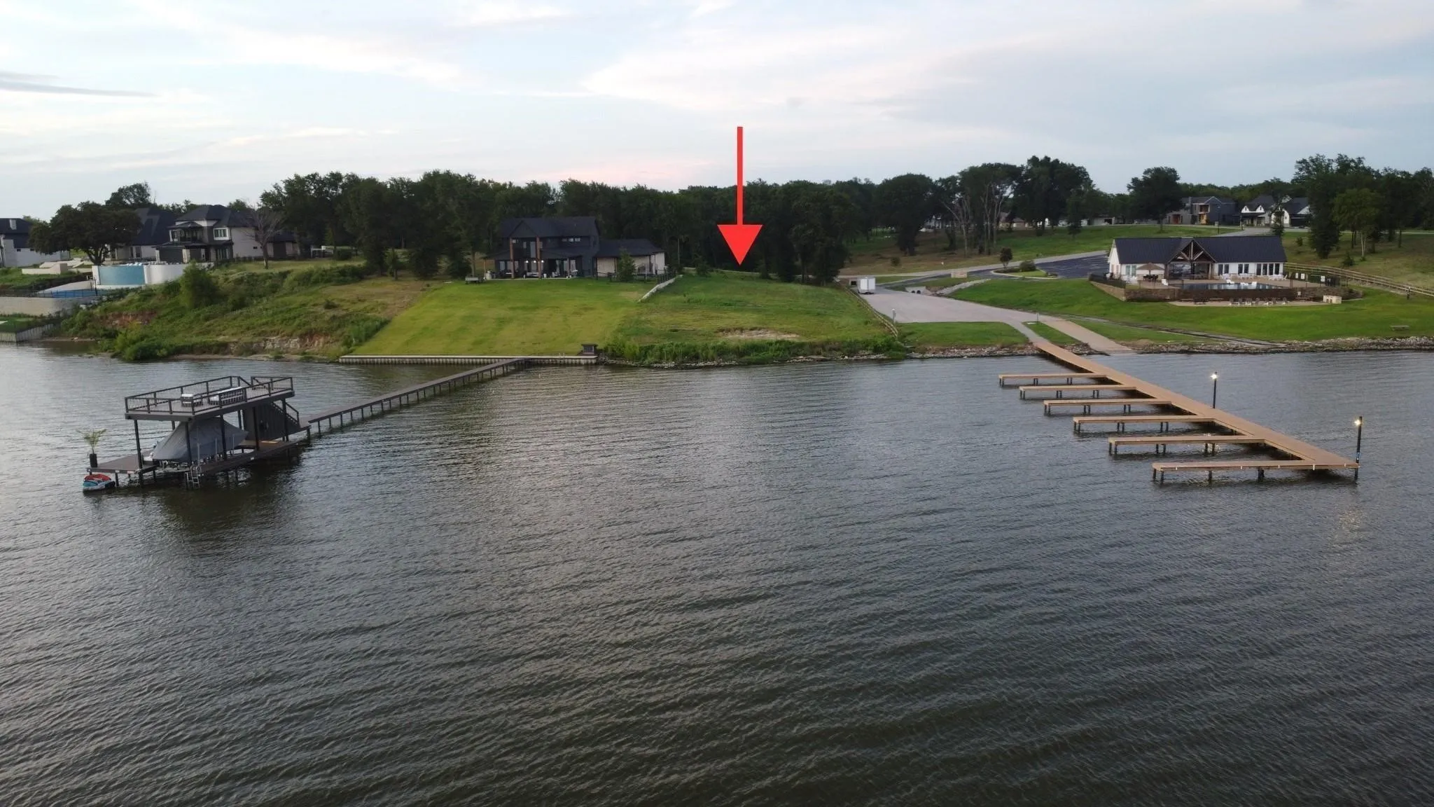 Unimproved Land For Sale in Kaufman County , 1582 Shoreline Drive, Mabank, Texas 75143, 0, 0, Garage spaces, 0 Sqft, built in 0, mls#21335572, Real Estate Agent in Mabank, Homes For Sale in Kaufman county, Homes For Sale in Mabank, Realtor in Mabank Texas, Real Estate Brokerage Independent Realty Texas, Luminita Cordes Realtor