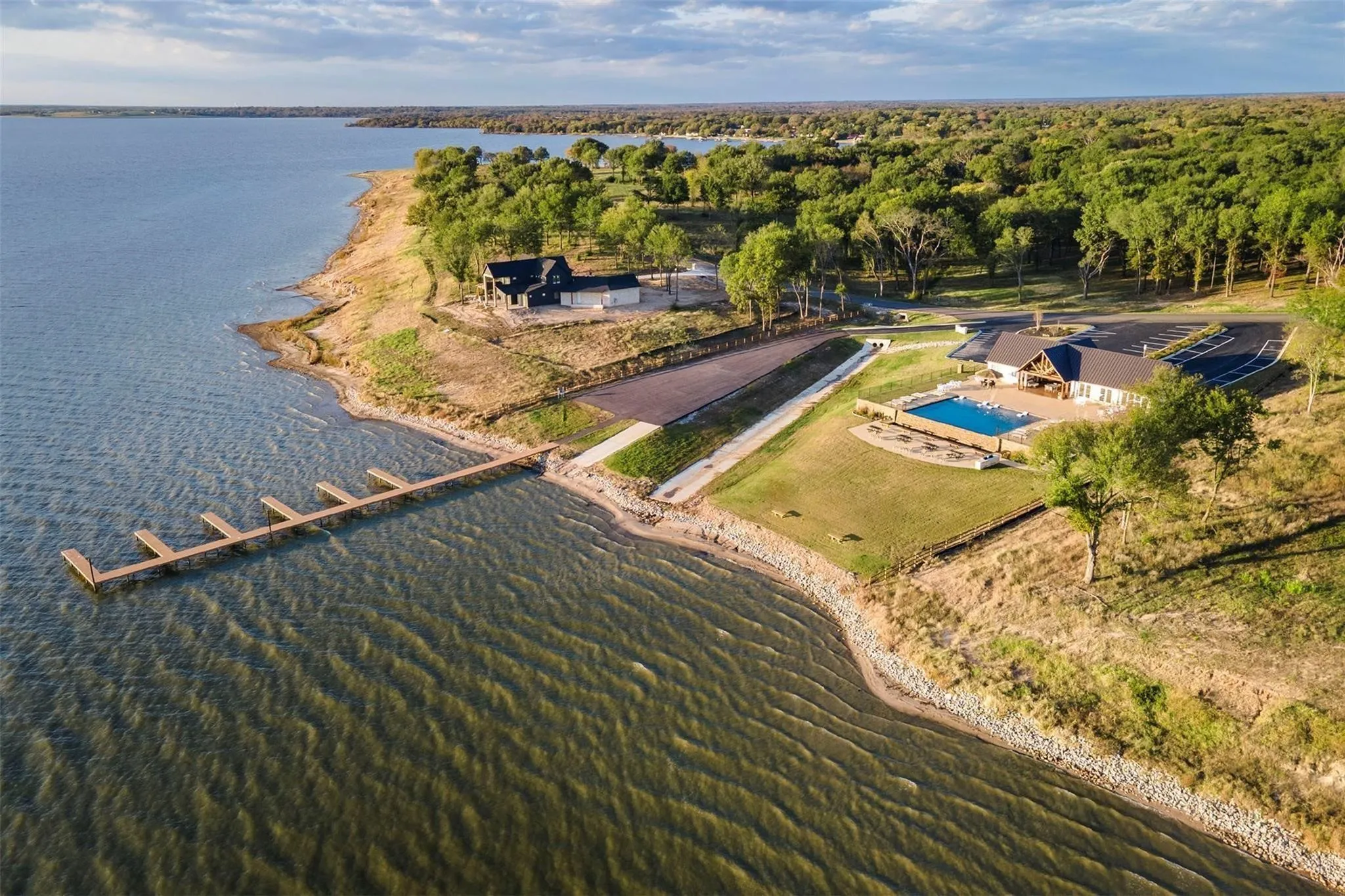 Unimproved Land For Sale in Kaufman County , 1582 Shoreline Drive, Mabank, Texas 75143, 0, 0, Garage spaces, 0 Sqft, built in 0, mls#21335572, Real Estate Agent in Mabank, Homes For Sale in Kaufman county, Homes For Sale in Mabank, Realtor in Mabank Texas, Real Estate Brokerage Independent Realty Texas, Luminita Cordes Realtor
