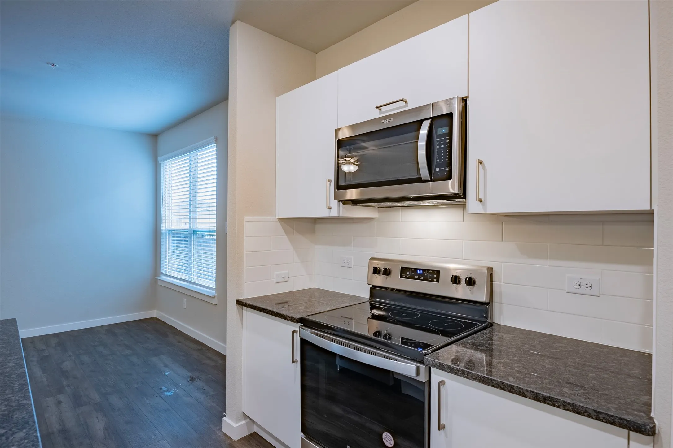 Apartment For Rent in Ellis County , 653 Wheatfield Drive, Venus, Texas 76084, 2 Bedroom, 2 Bathroom, 1 Garage spaces, 1,134 Sqft, built in 2023, mls#21336457, Real Estate Agent in Venus, Homes For Rent in Ellis county, Homes For Rent in Venus, Realtor in Venus Texas, Real Estate Brokerage Independent Realty Texas, Luminita Cordes Realtor