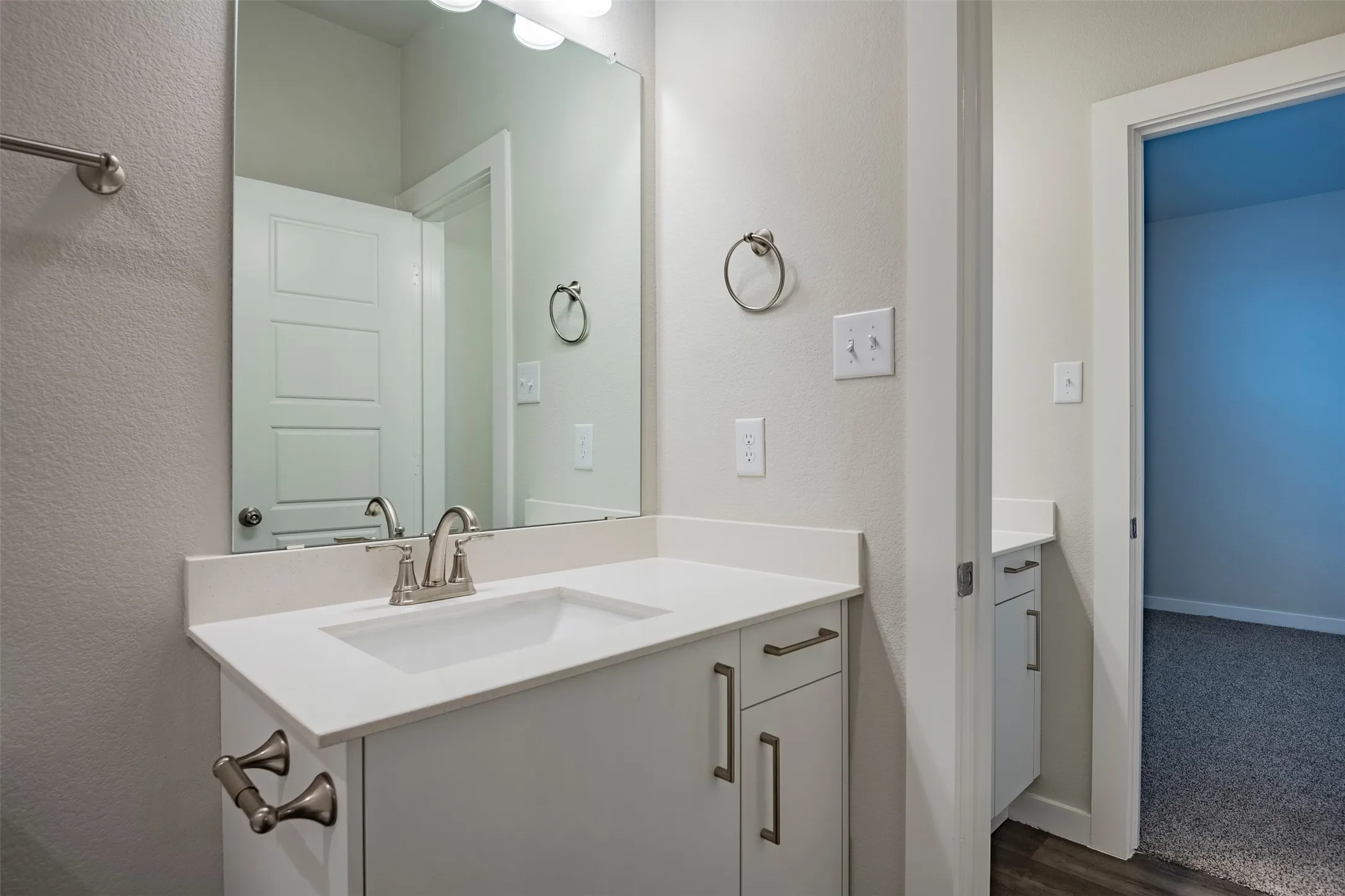 Apartment For Rent in Ellis County , 653 Wheatfield Drive, Venus, Texas 76084, 2 Bedroom, 2 Bathroom, 1 Garage spaces, 1,134 Sqft, built in 2023, mls#21336457, Real Estate Agent in Venus, Homes For Rent in Ellis county, Homes For Rent in Venus, Realtor in Venus Texas, Real Estate Brokerage Independent Realty Texas, Luminita Cordes Realtor