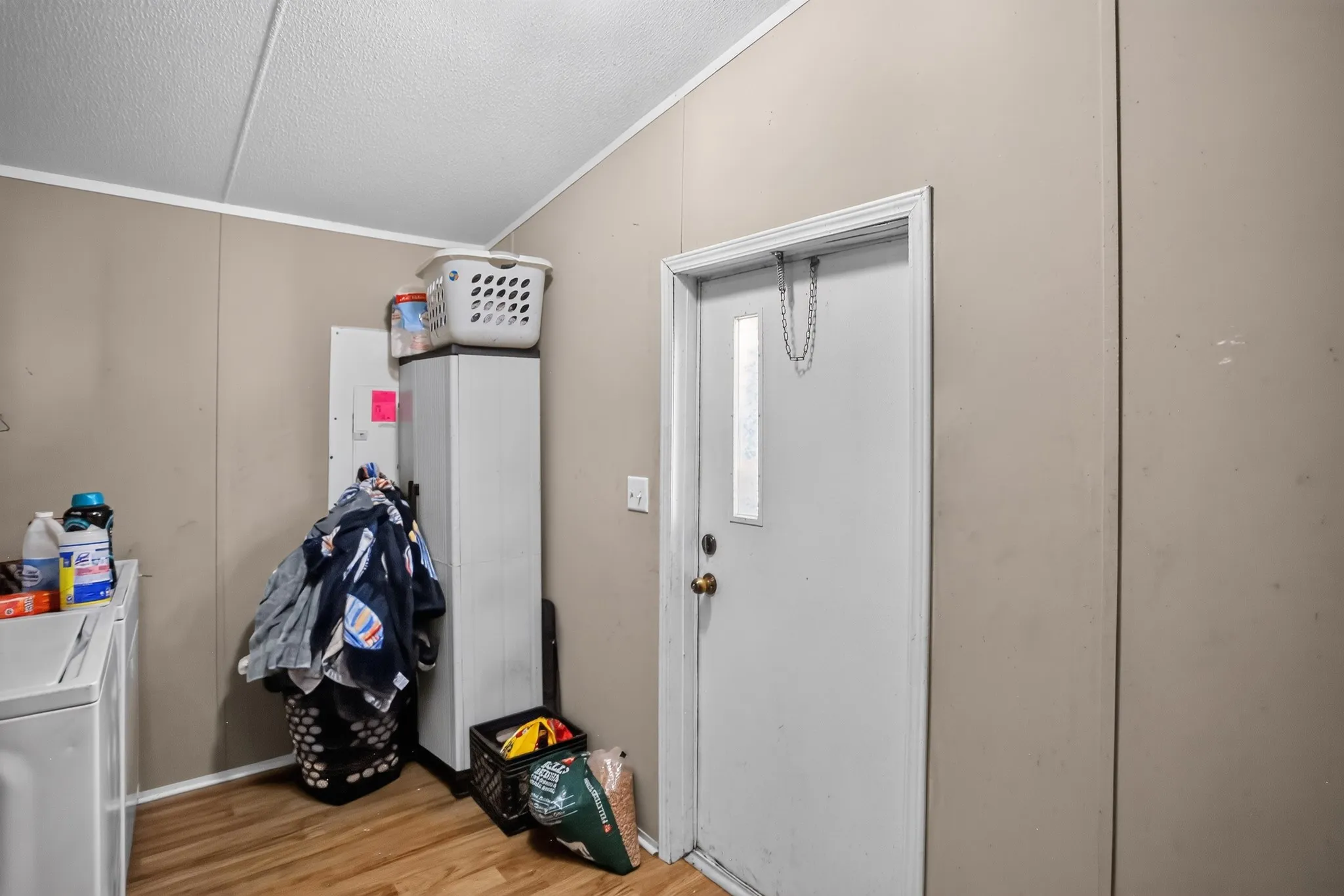Manufactured Home For Sale in Wise County , 403 Prairie Lane, Azle, Texas 76020, 4 Bedroom, 2 Bathroom, Garage spaces, 2,128 Sqft, built in 2004, Price $225,000, mls#21336023, Real Estate Agent in Azle, Homes For Sale in Wise county, Homes For Sale in Azle, Realtor in Azle Texas, Real Estate Brokerage Independent Realty Texas, Luminita Cordes Realtor