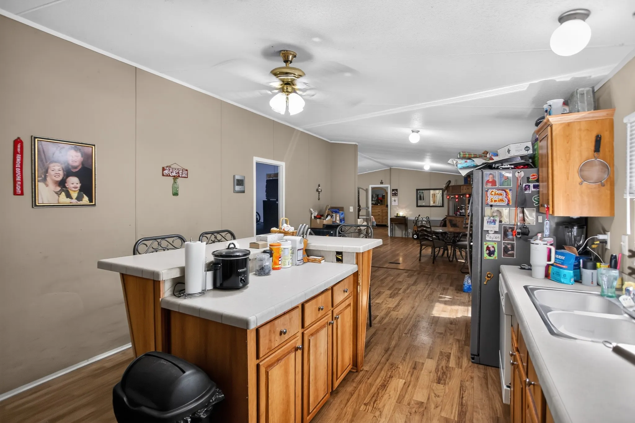 Manufactured Home For Sale in Wise County , 403 Prairie Lane, Azle, Texas 76020, 4 Bedroom, 2 Bathroom, Garage spaces, 2,128 Sqft, built in 2004, Price $225,000, mls#21336023, Real Estate Agent in Azle, Homes For Sale in Wise county, Homes For Sale in Azle, Realtor in Azle Texas, Real Estate Brokerage Independent Realty Texas, Luminita Cordes Realtor