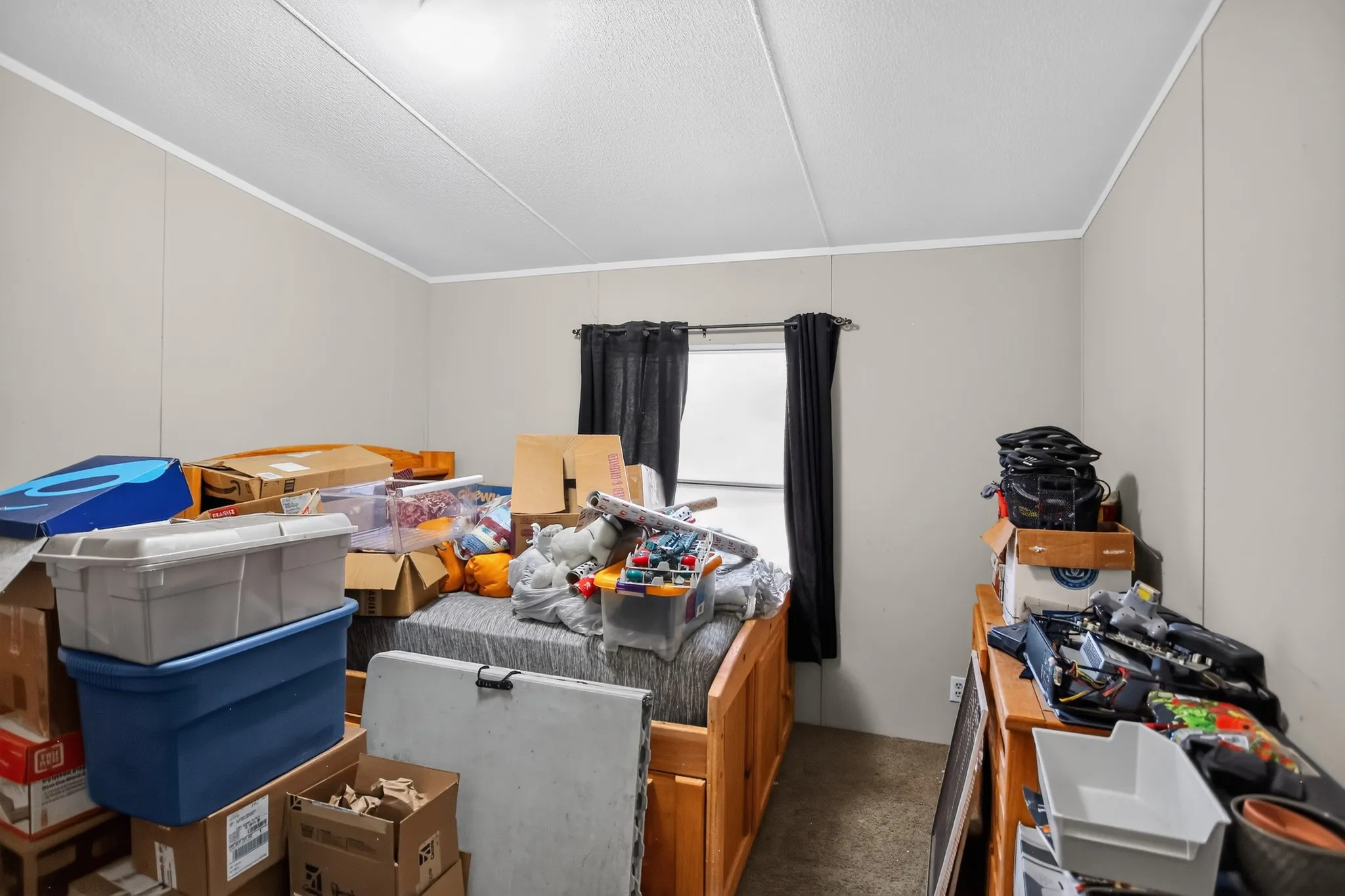 Manufactured Home For Sale in Wise County , 403 Prairie Lane, Azle, Texas 76020, 4 Bedroom, 2 Bathroom, Garage spaces, 2,128 Sqft, built in 2004, Price $225,000, mls#21336023, Real Estate Agent in Azle, Homes For Sale in Wise county, Homes For Sale in Azle, Realtor in Azle Texas, Real Estate Brokerage Independent Realty Texas, Luminita Cordes Realtor