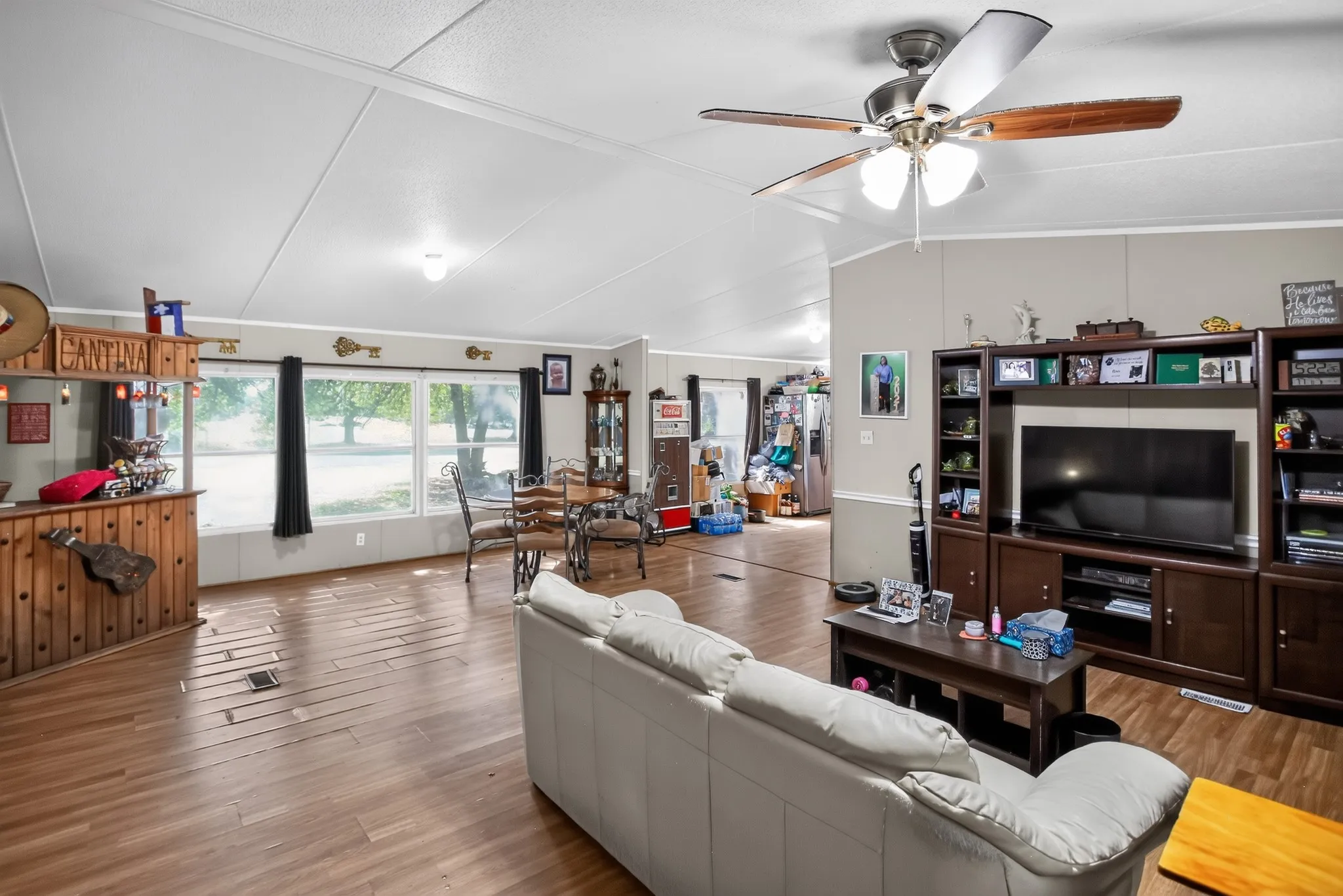 Manufactured Home For Sale in Wise County , 403 Prairie Lane, Azle, Texas 76020, 4 Bedroom, 2 Bathroom, Garage spaces, 2,128 Sqft, built in 2004, Price $225,000, mls#21336023, Real Estate Agent in Azle, Homes For Sale in Wise county, Homes For Sale in Azle, Realtor in Azle Texas, Real Estate Brokerage Independent Realty Texas, Luminita Cordes Realtor