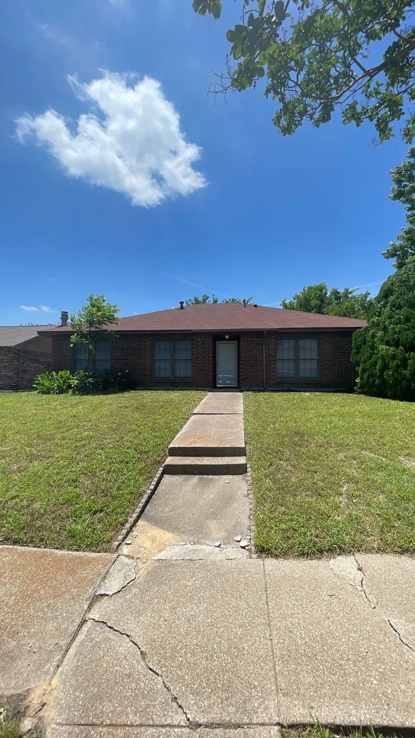 Single Family Residence For Rent in Dallas County , 4413 Ocean Reef, Mesquite, Texas 75150, 3 Bedroom, 2 Bathroom, Garage spaces, 1,786 Sqft, built in 1981, mls#21332114, Real Estate Agent in Mesquite, Homes For Rent in Dallas county, Homes For Rent in Mesquite, Realtor in Mesquite Texas, Real Estate Brokerage Independent Realty Texas, Luminita Cordes Realtor