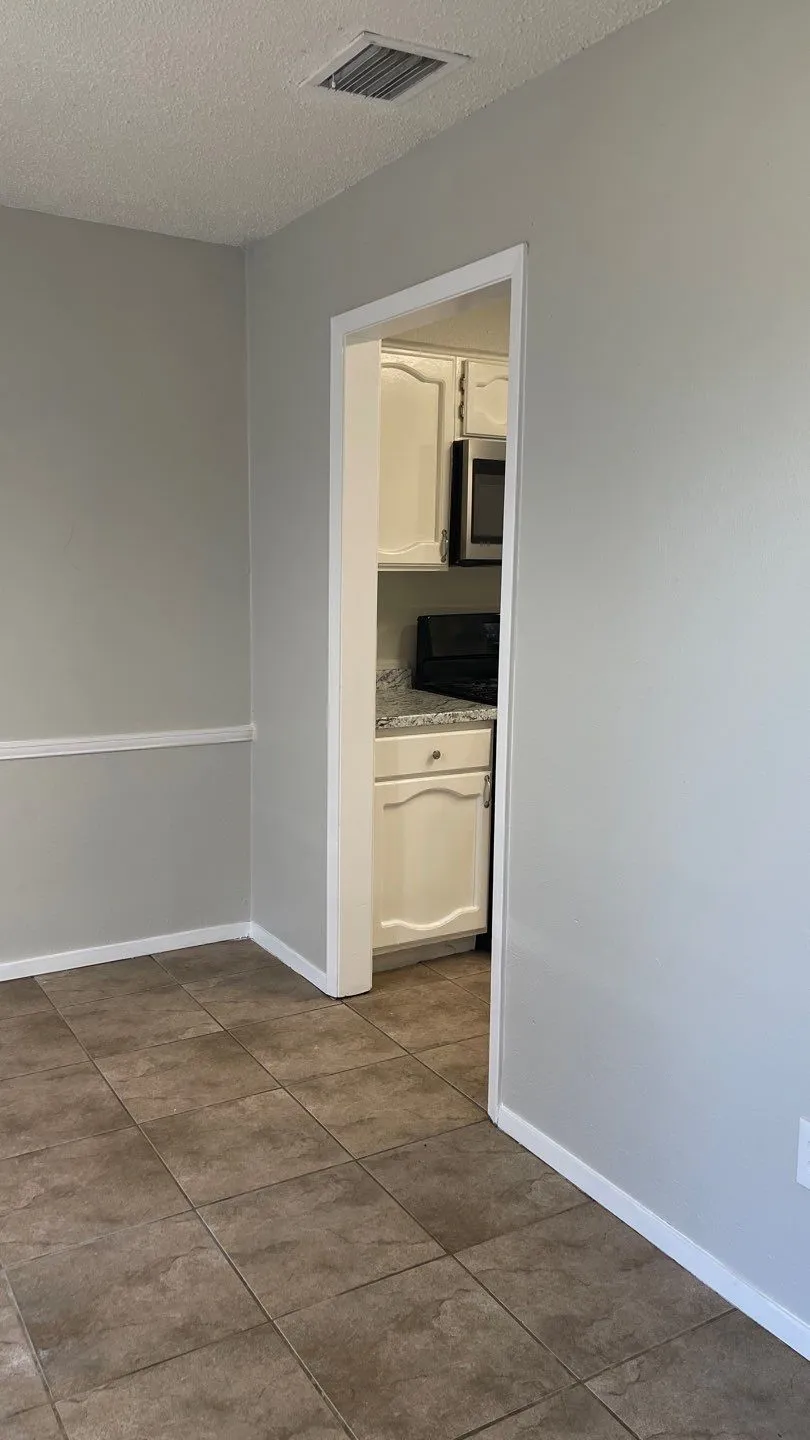 Single Family Residence For Rent in Dallas County , 4413 Ocean Reef, Mesquite, Texas 75150, 3 Bedroom, 2 Bathroom, Garage spaces, 1,786 Sqft, built in 1981, mls#21332114, Real Estate Agent in Mesquite, Homes For Rent in Dallas county, Homes For Rent in Mesquite, Realtor in Mesquite Texas, Real Estate Brokerage Independent Realty Texas, Luminita Cordes Realtor