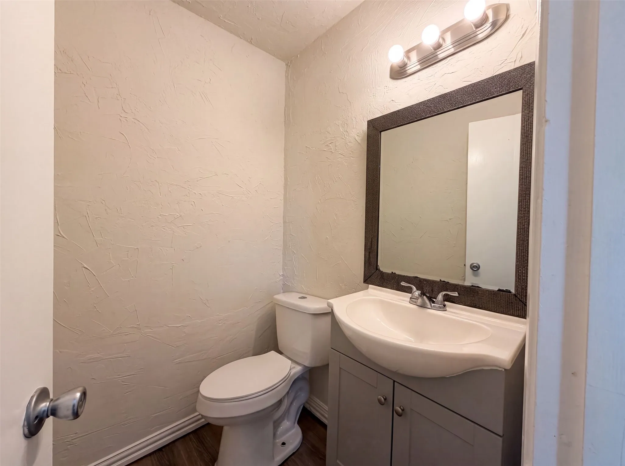 Single Family Residence For Sale in Denton County , 416 Tisdell Lane, Aubrey, Texas 76227, 4 Bedroom, 2 Bathroom, 1 Garage spaces, 1,128 Sqft, built in 1973, mls#21336456, Real Estate Agent in Aubrey, Homes For Sale in Denton county, Homes For Sale in Aubrey, Realtor in Aubrey Texas, Real Estate Brokerage Independent Realty Texas, Luminita Cordes Realtor