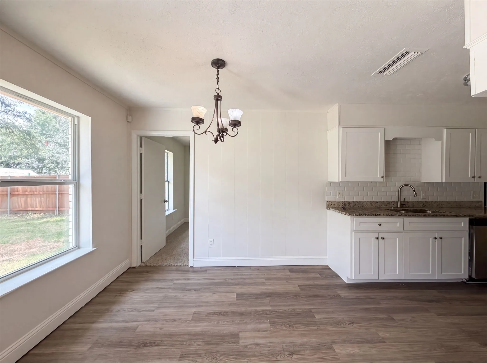 Single Family Residence For Sale in Denton County , 416 Tisdell Lane, Aubrey, Texas 76227, 4 Bedroom, 2 Bathroom, 1 Garage spaces, 1,128 Sqft, built in 1973, mls#21336456, Real Estate Agent in Aubrey, Homes For Sale in Denton county, Homes For Sale in Aubrey, Realtor in Aubrey Texas, Real Estate Brokerage Independent Realty Texas, Luminita Cordes Realtor