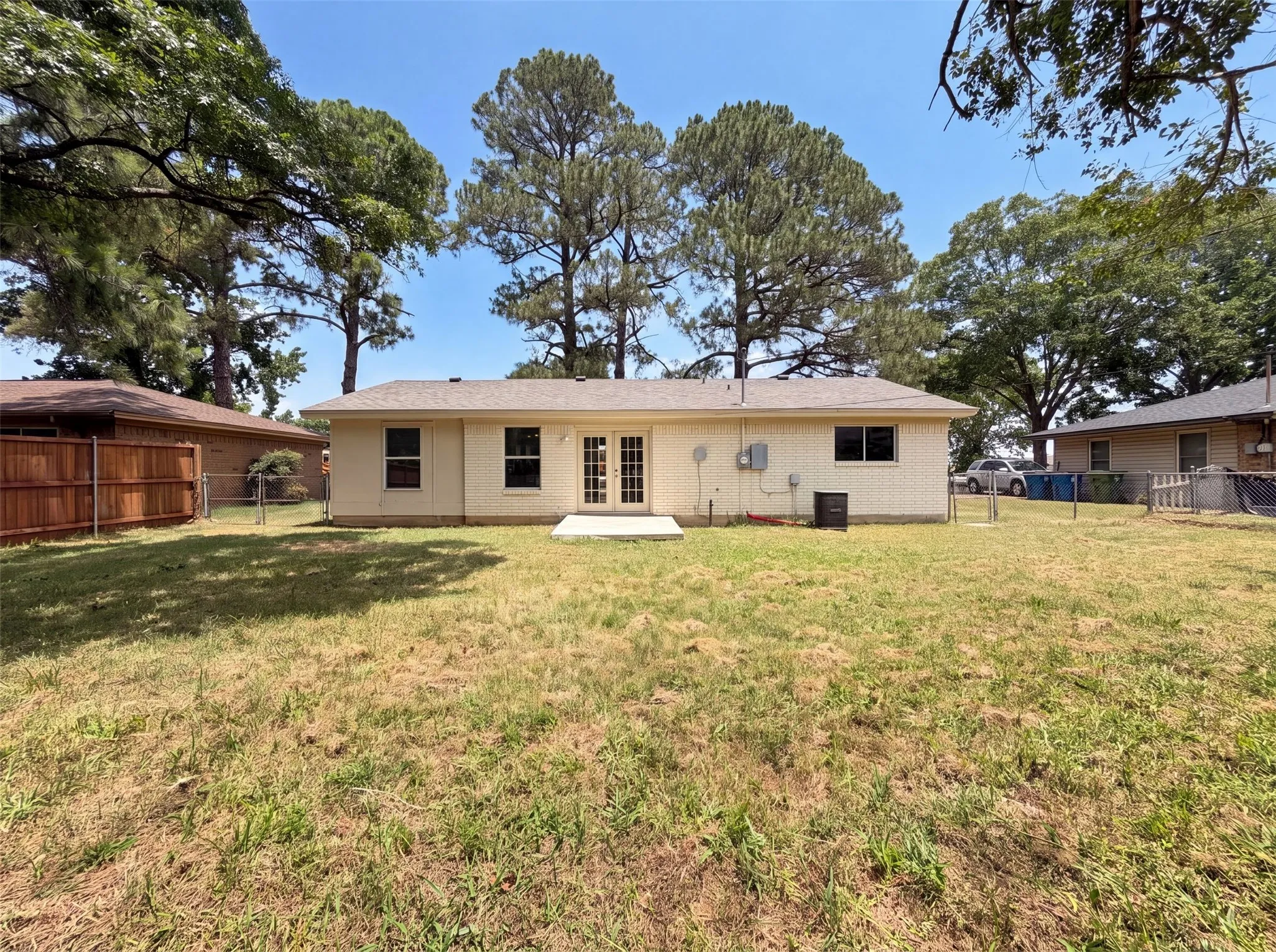 Single Family Residence For Sale in Denton County , 416 Tisdell Lane, Aubrey, Texas 76227, 4 Bedroom, 2 Bathroom, 1 Garage spaces, 1,128 Sqft, built in 1973, mls#21336456, Real Estate Agent in Aubrey, Homes For Sale in Denton county, Homes For Sale in Aubrey, Realtor in Aubrey Texas, Real Estate Brokerage Independent Realty Texas, Luminita Cordes Realtor