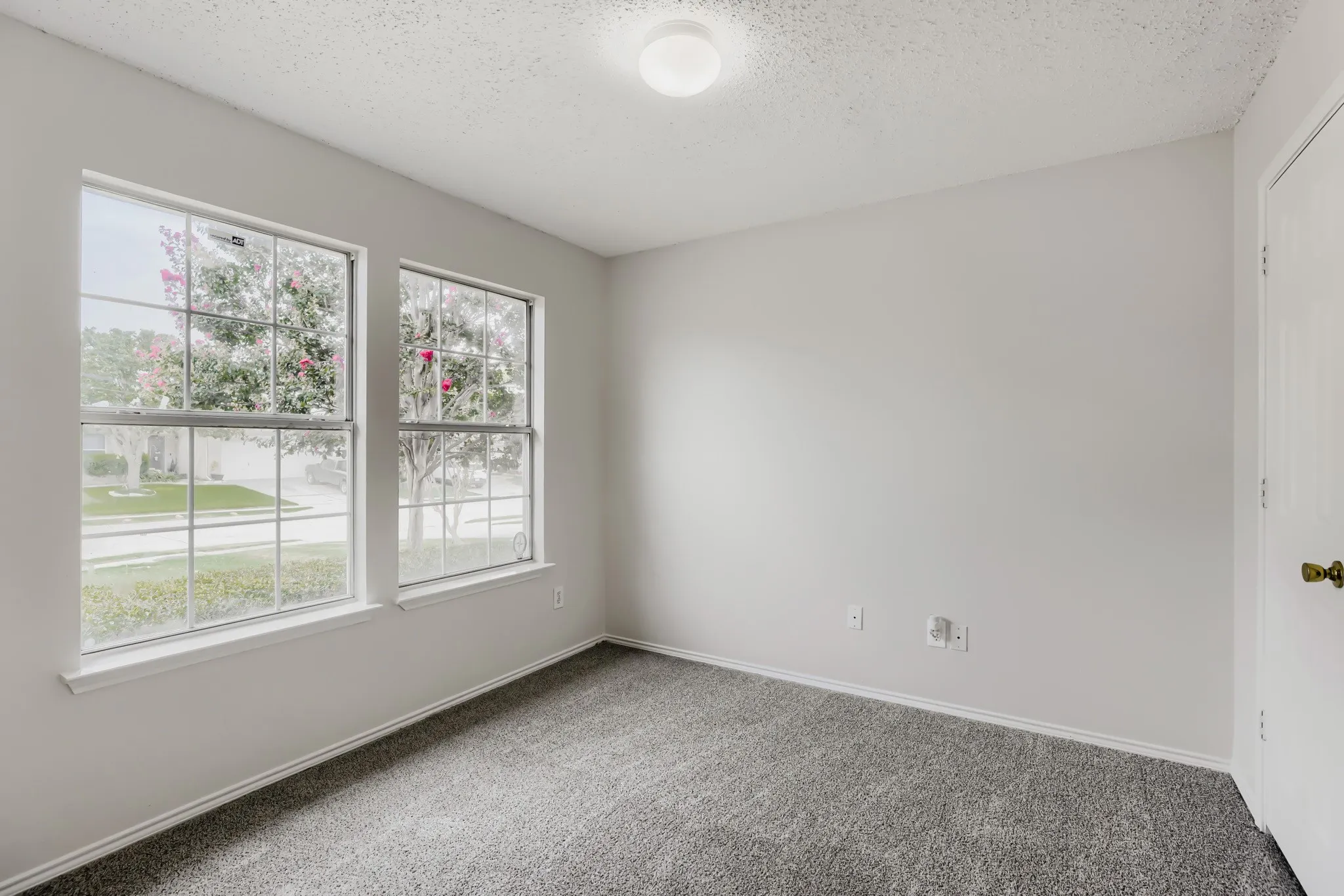 Single Family Residence For Sale in Collin County , 1625 White Oak Road, Anna, Texas 75409, 3 Bedroom, 2 Bathroom, 2 Garage spaces, 1,237 Sqft, built in 2002, mls#21333501, Real Estate Agent in Anna, Homes For Sale in Collin county, Homes For Sale in Anna, Realtor in Anna Texas, Real Estate Brokerage Independent Realty Texas, Luminita Cordes Realtor